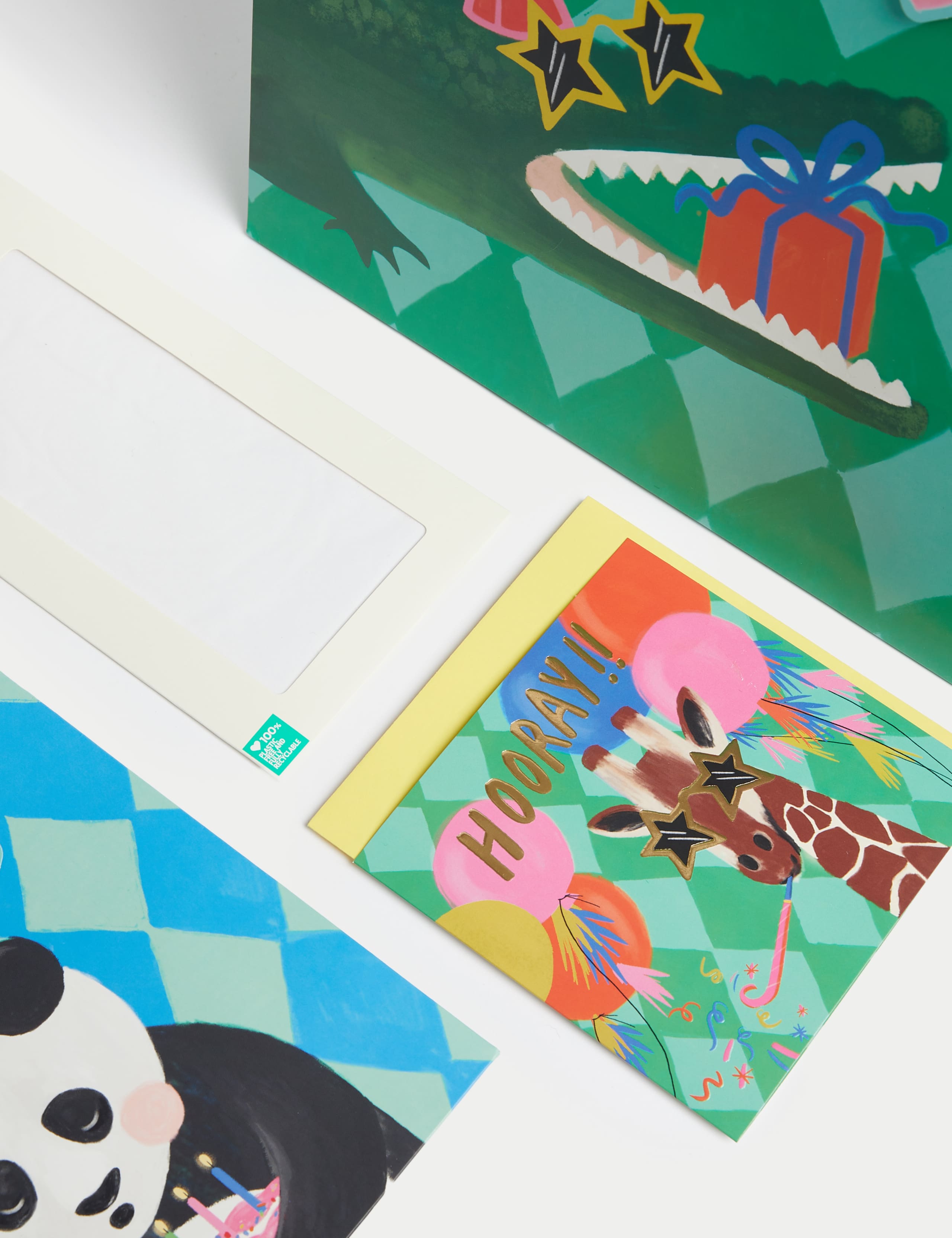 Zoo Animals Gift Wrap Set With Birthday Card, Gift Bags & Tissue 3 of 4