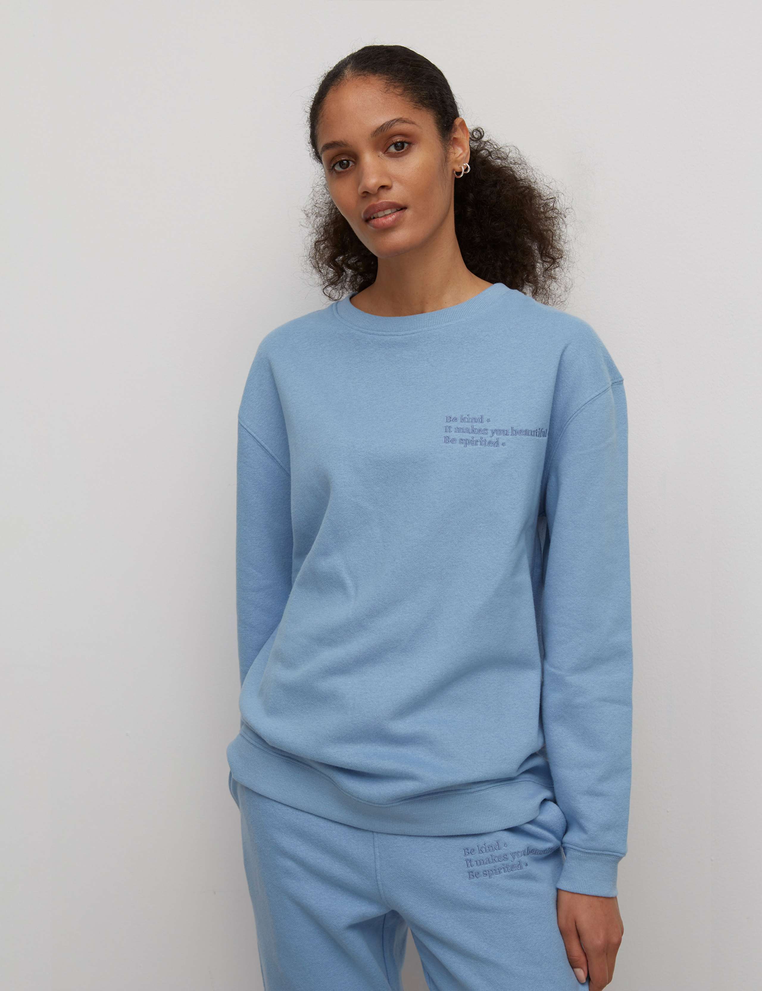 Be Kind Slogan Crew Neck Sweatshirt 1 of 5
