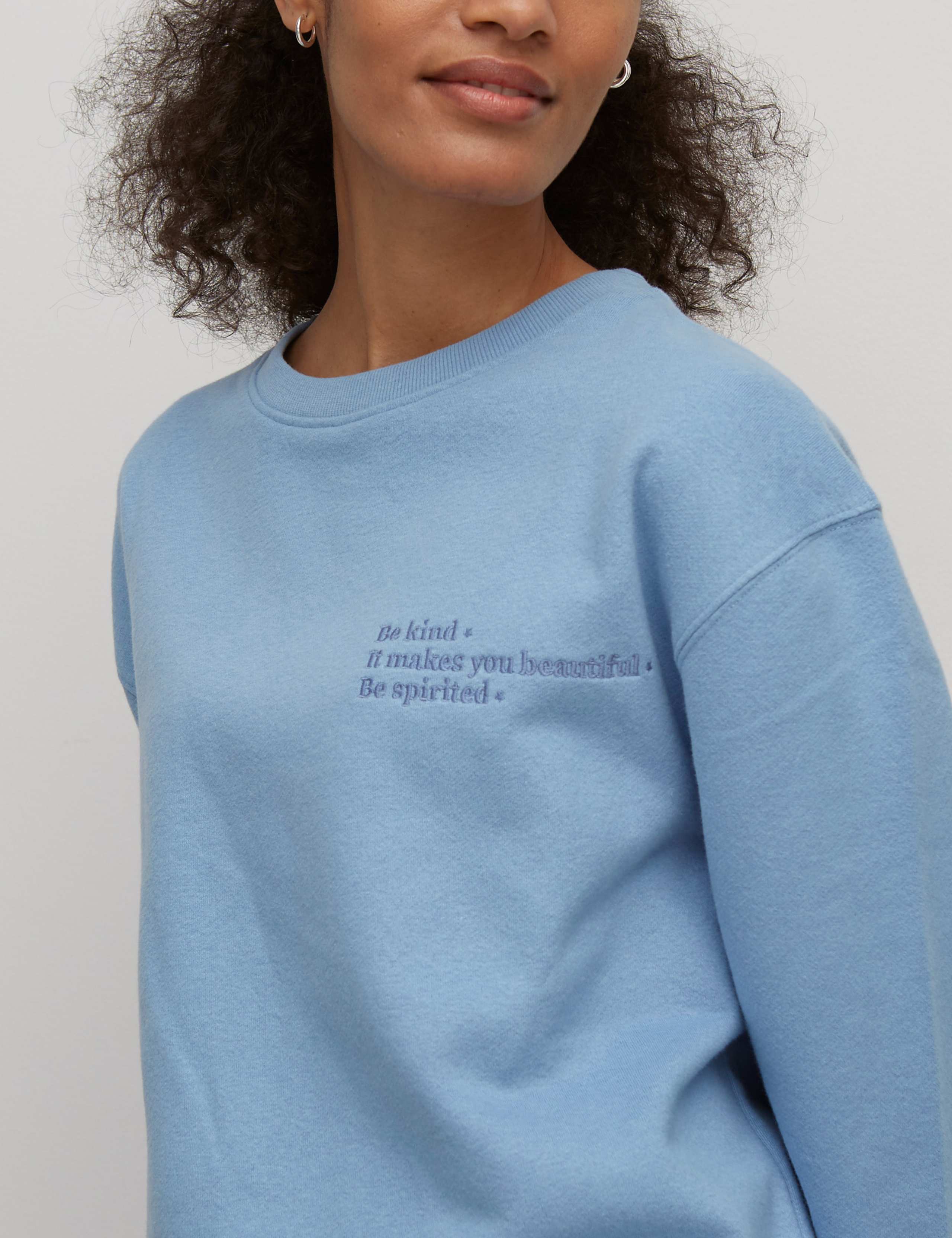 Be Kind Slogan Crew Neck Sweatshirt 5 of 5