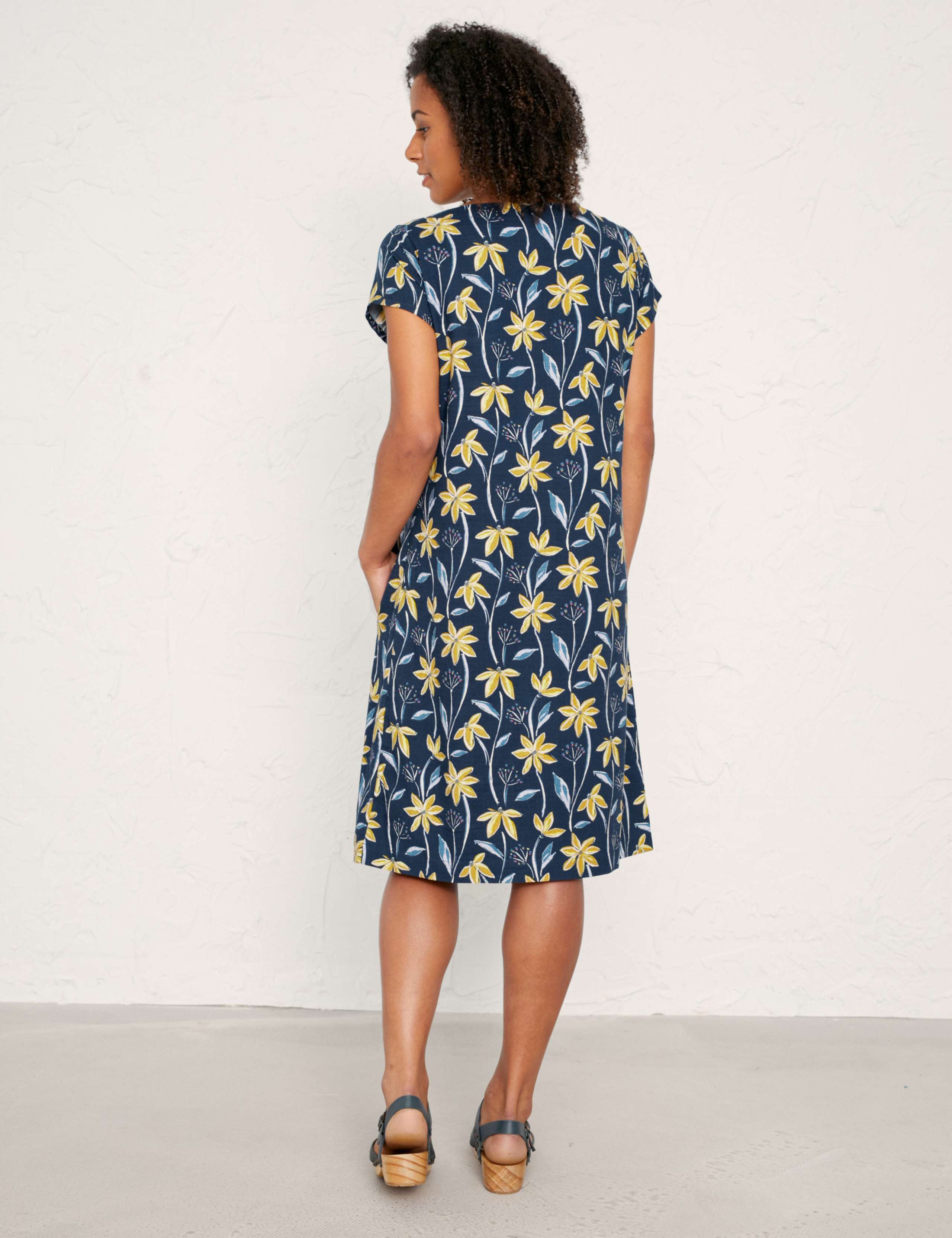 Linen Rich Floral Knee Length Shift Dress 3 of 6