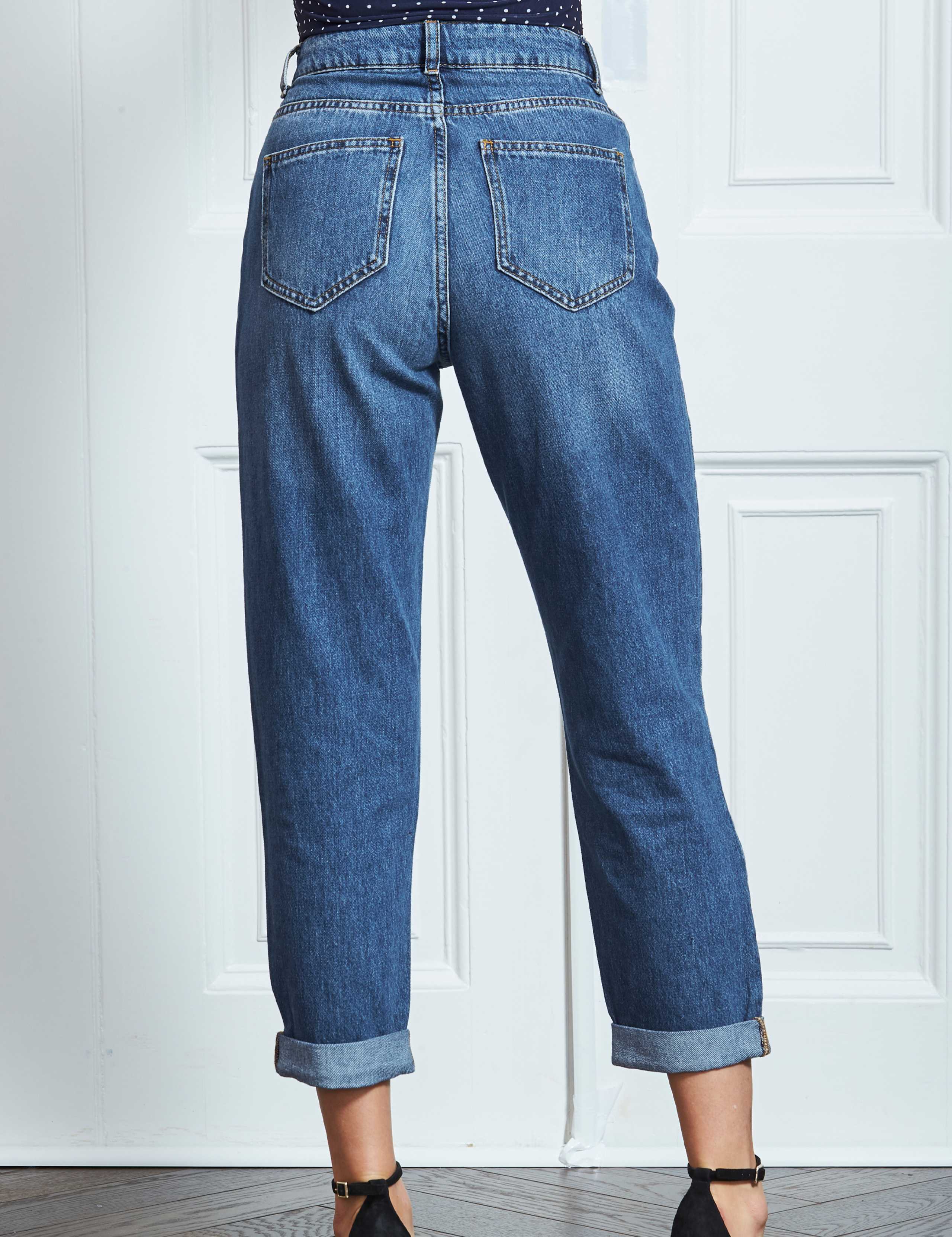 Girlfriend High Waisted Jeans 3 of 5