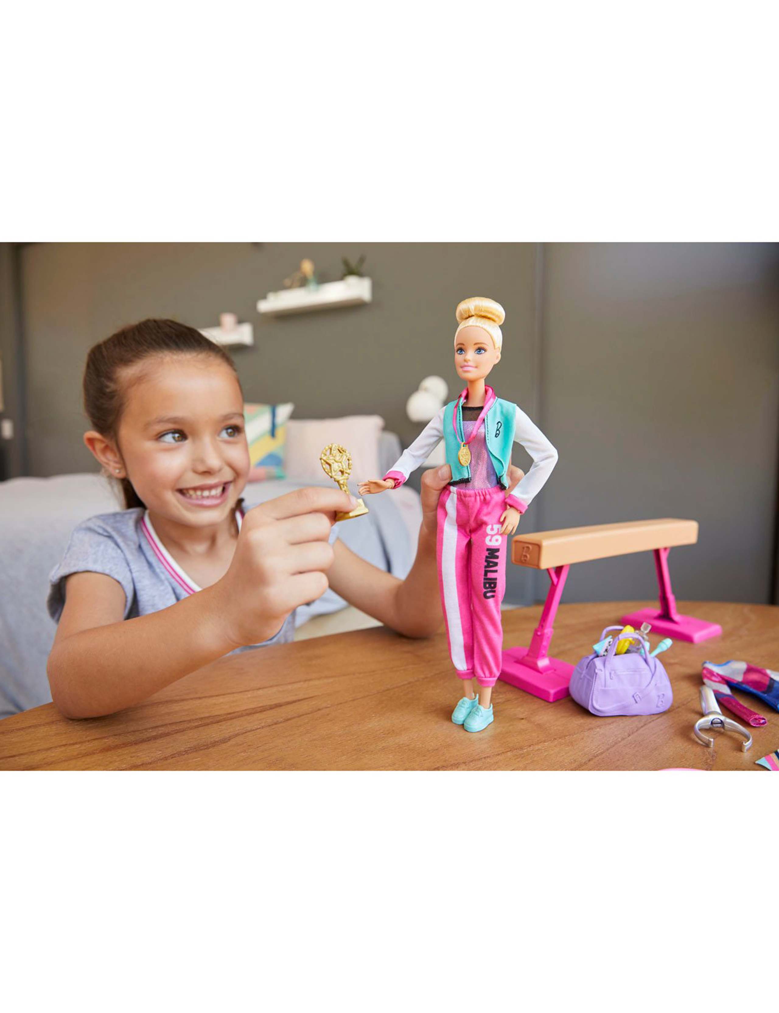 Barbie Gymnast Playset (3-10 Yrs) 3 of 3
