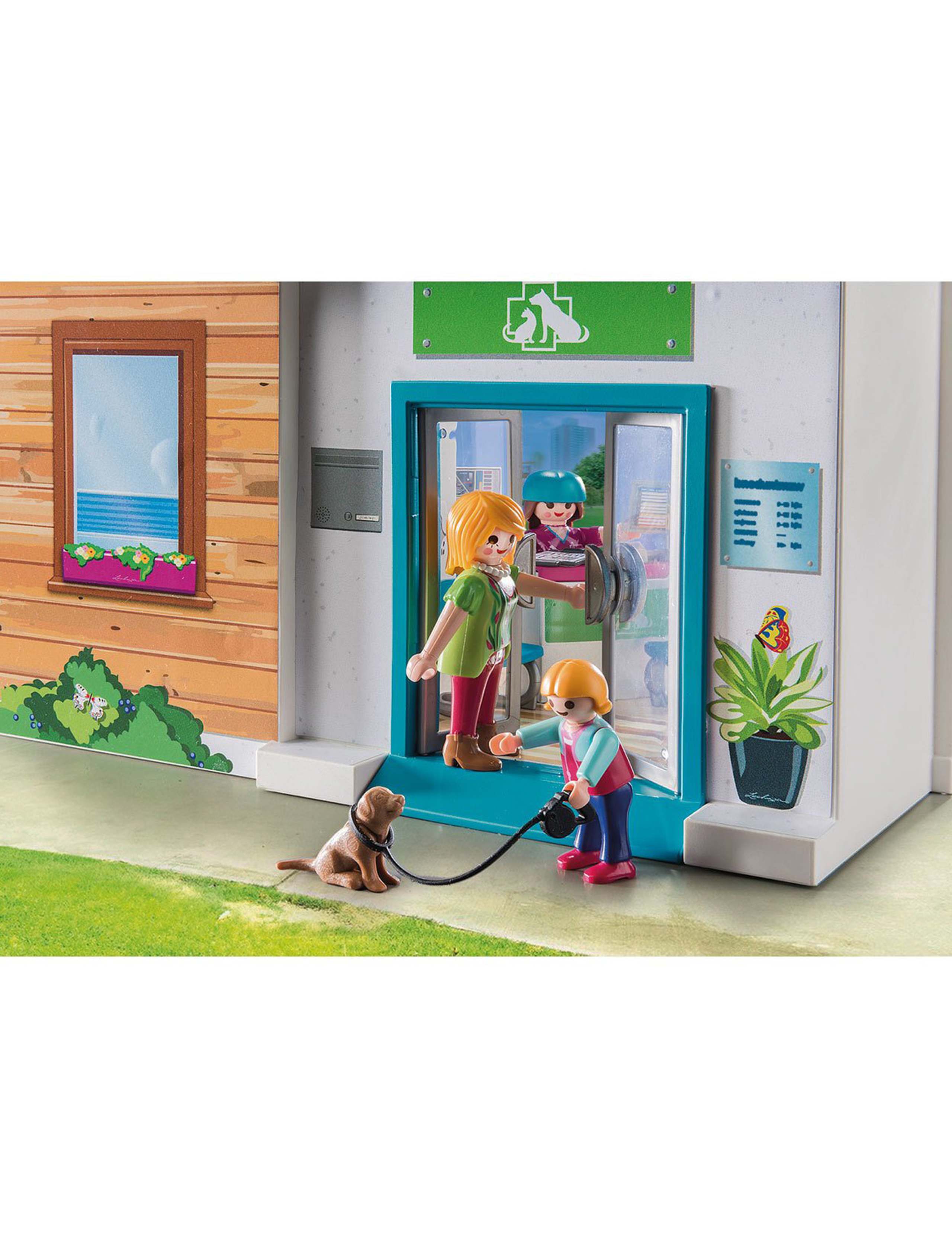 Vet Clinic Playset (4-10 Yrs) 6 of 6