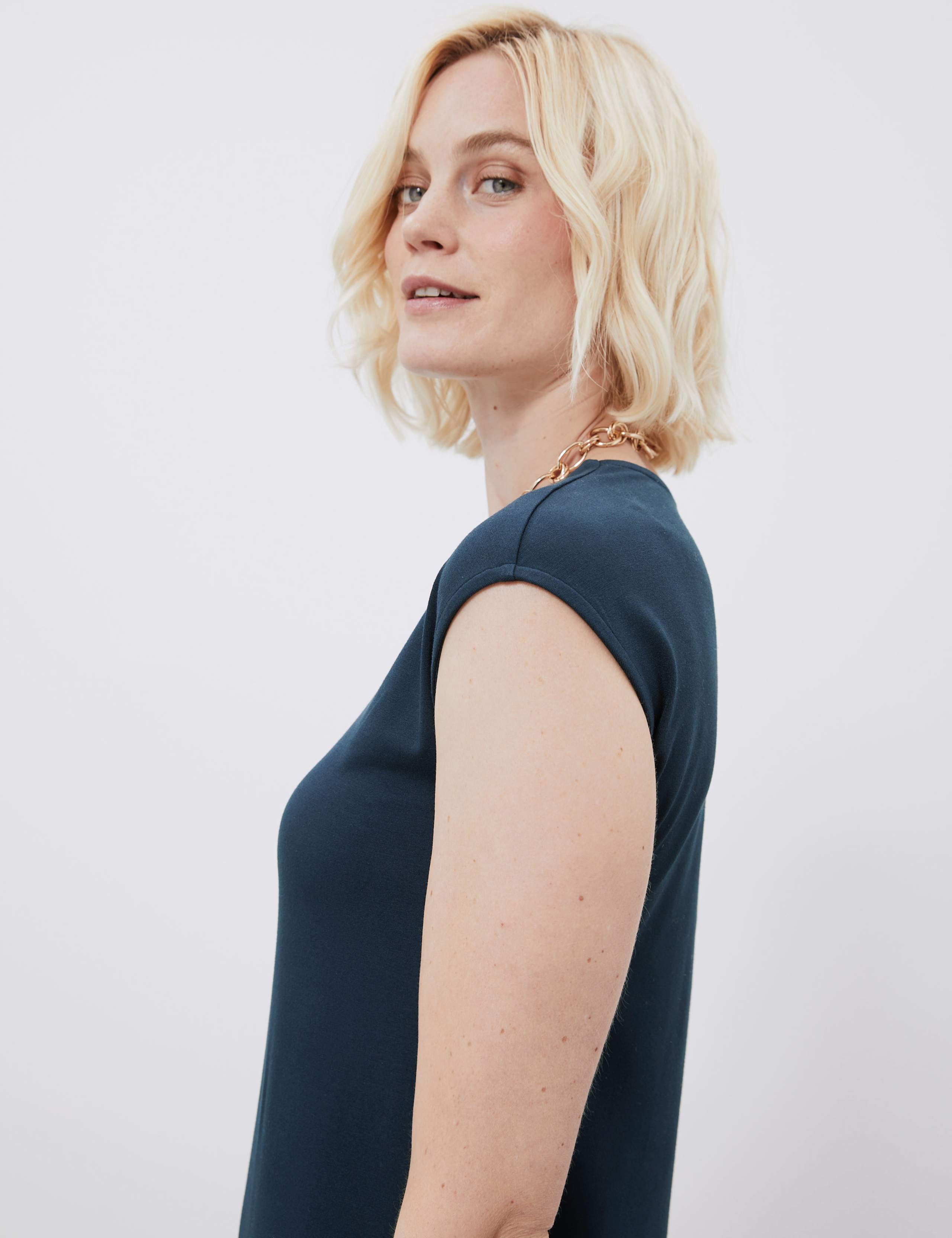 Jersey V-Neck Sleeveless Shift Dress 4 of 5