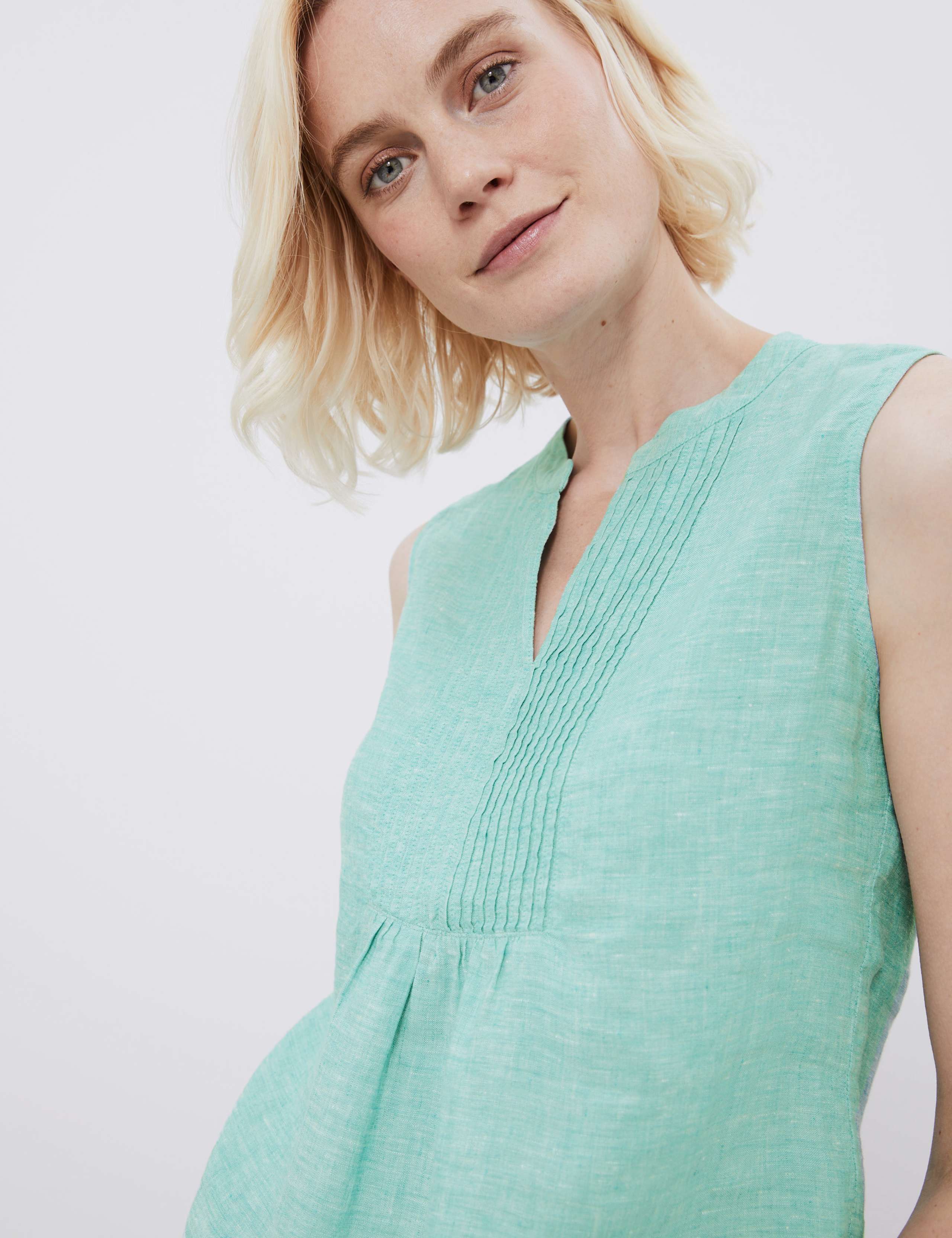 Pure Linen V-Neck Pintuck Sleeveless Blouse 4 of 6