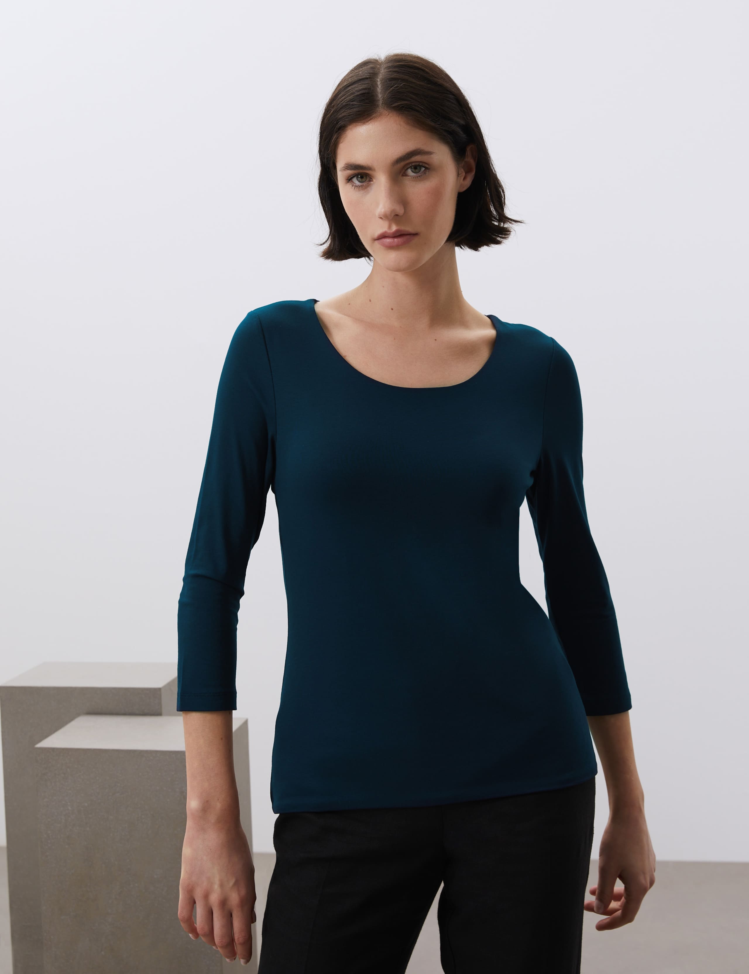 Jersey Scoop Neck 3/4 Sleeve Top 3 of 6