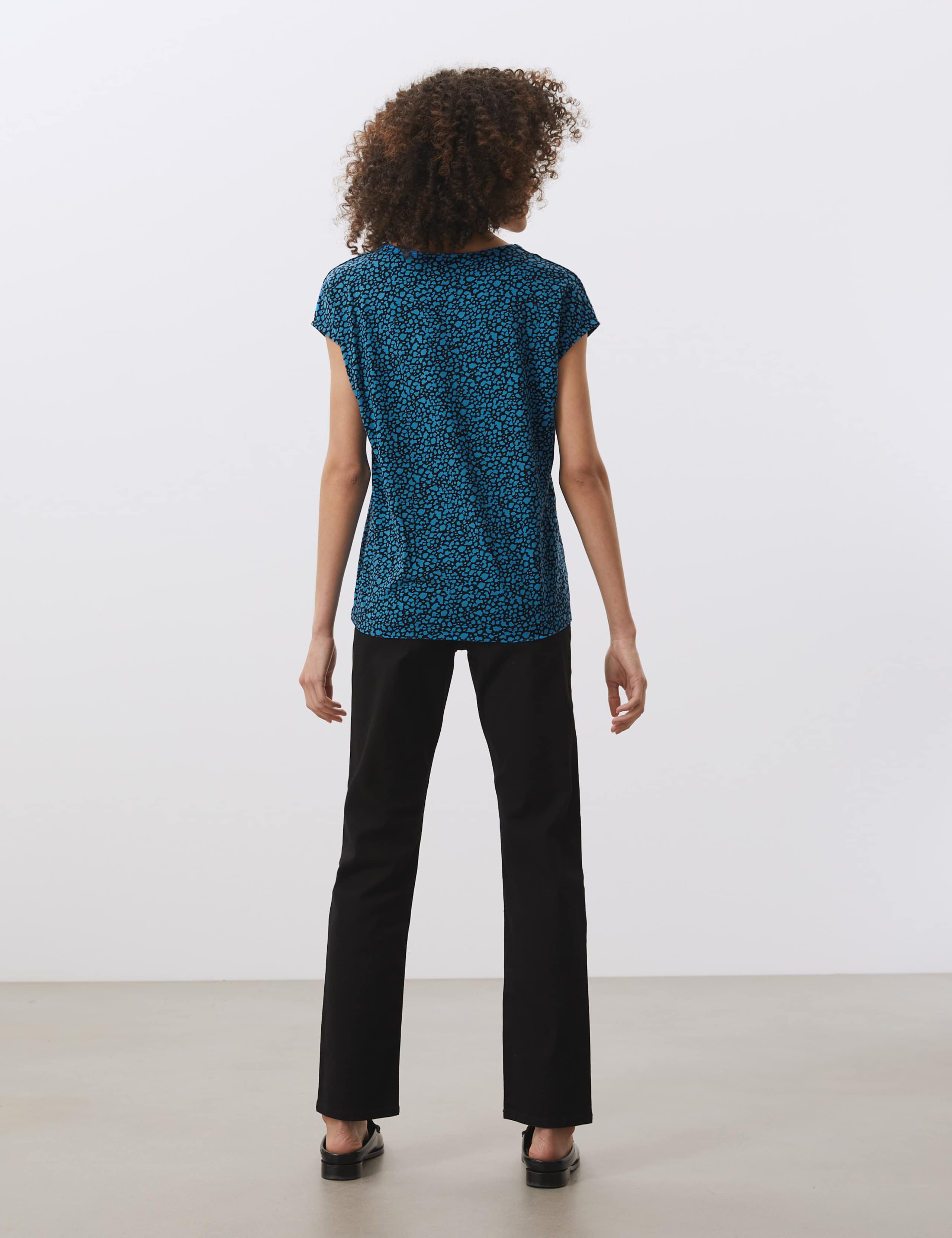 Jersey Printed V-Neck Short Sleeve Top 5 of 6