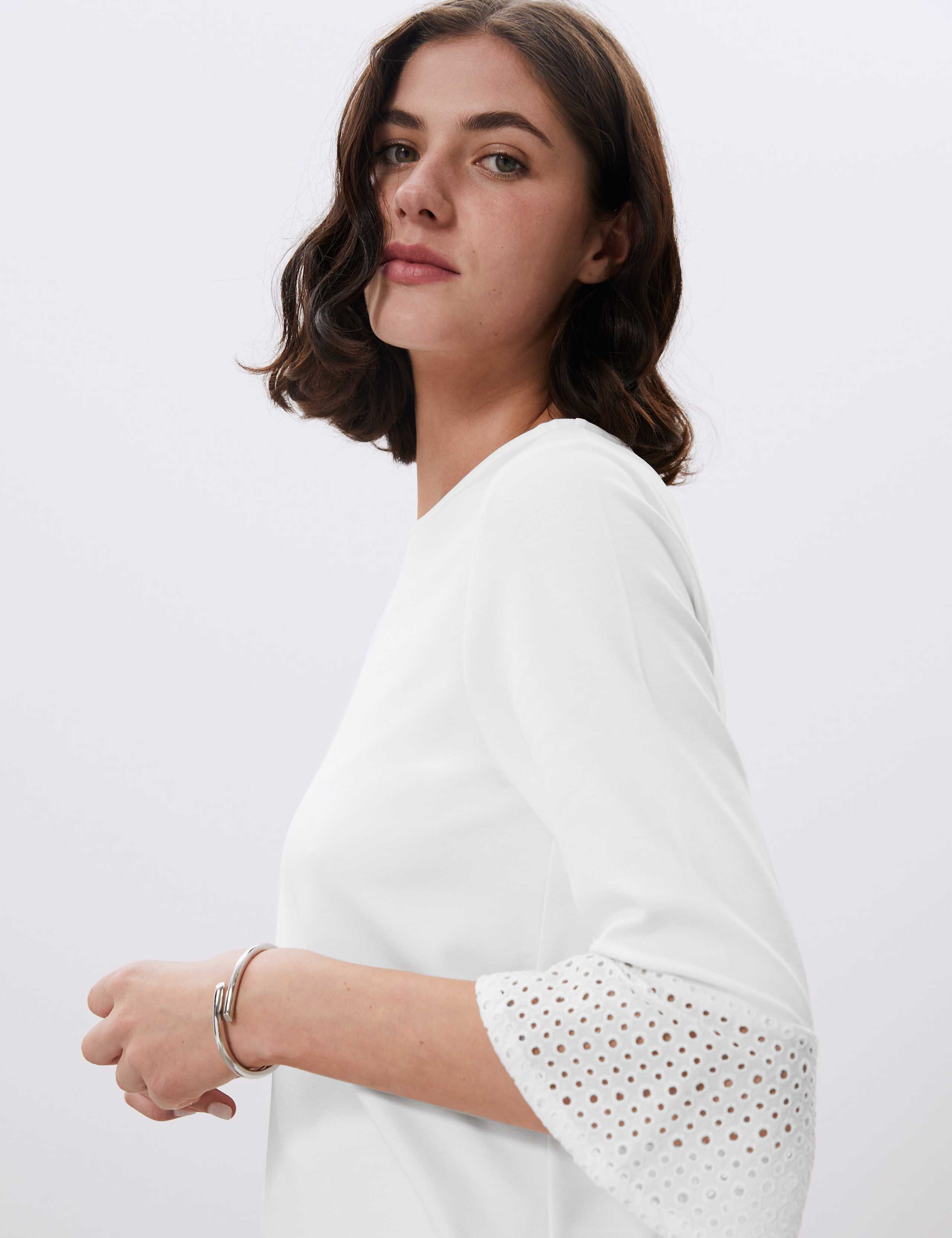 Broderie Round Neck 3/4 Sleeve Blouse 4 of 6