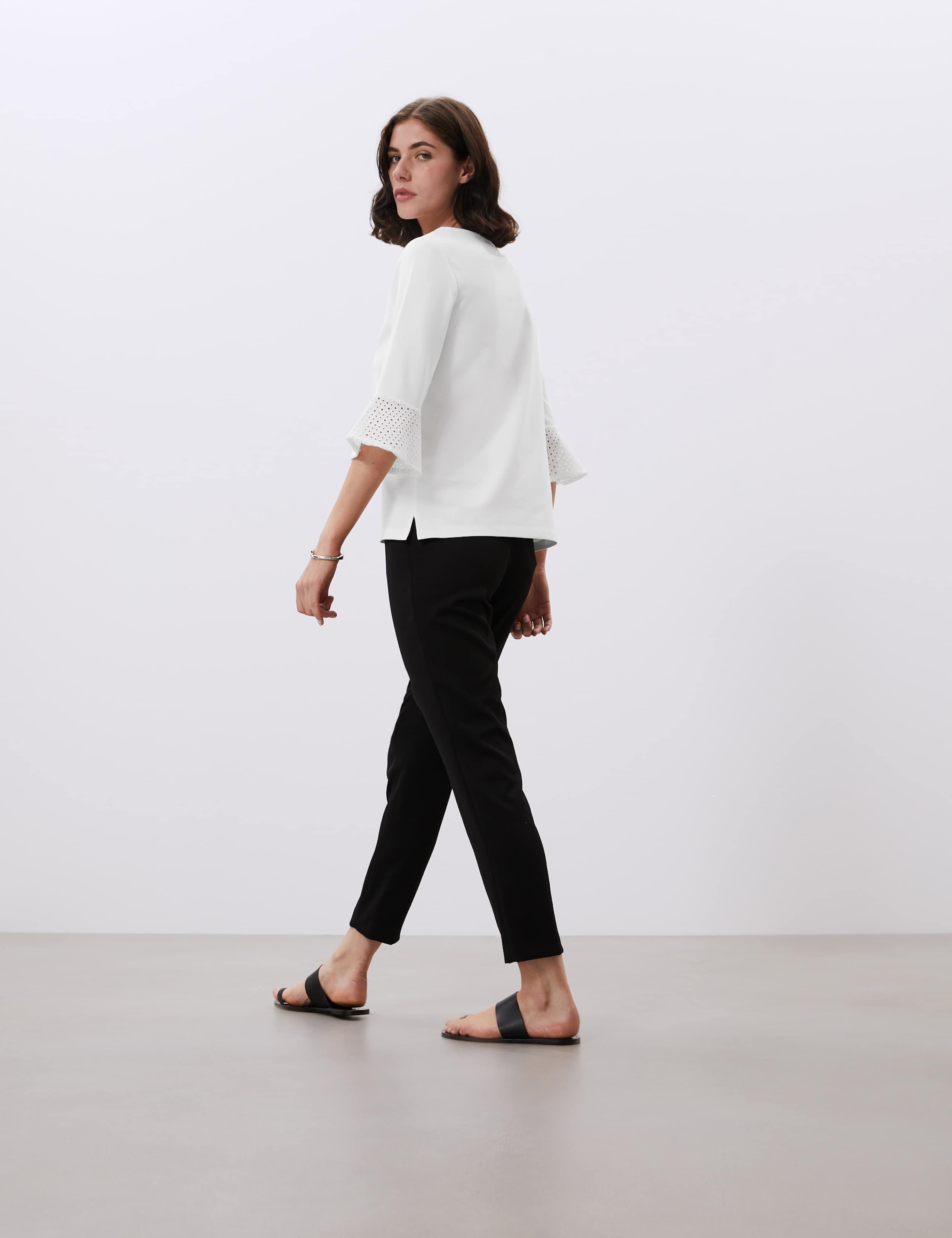 Broderie Round Neck 3/4 Sleeve Blouse 5 of 6