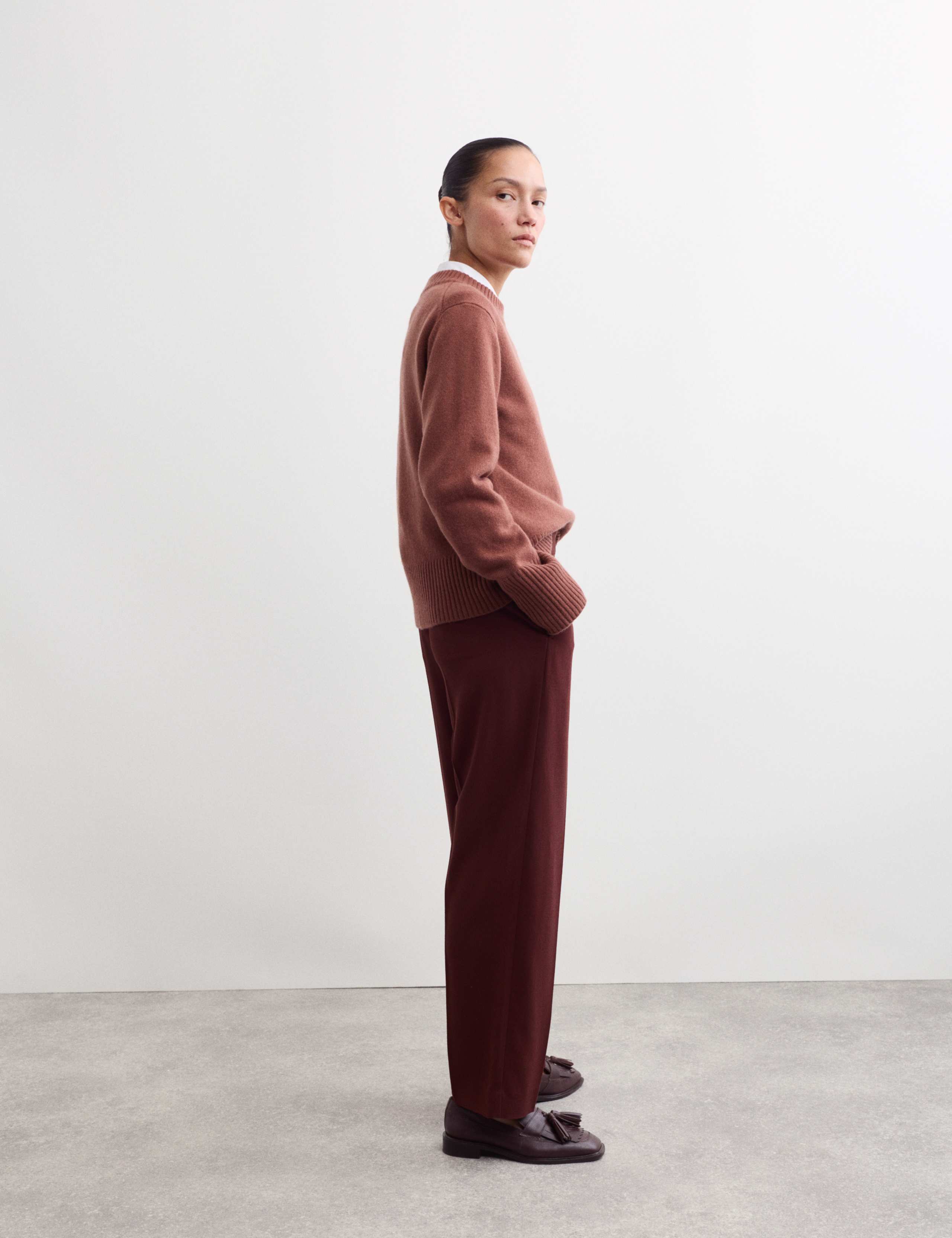 Straight Leg Trousers with Wool 5 of 6