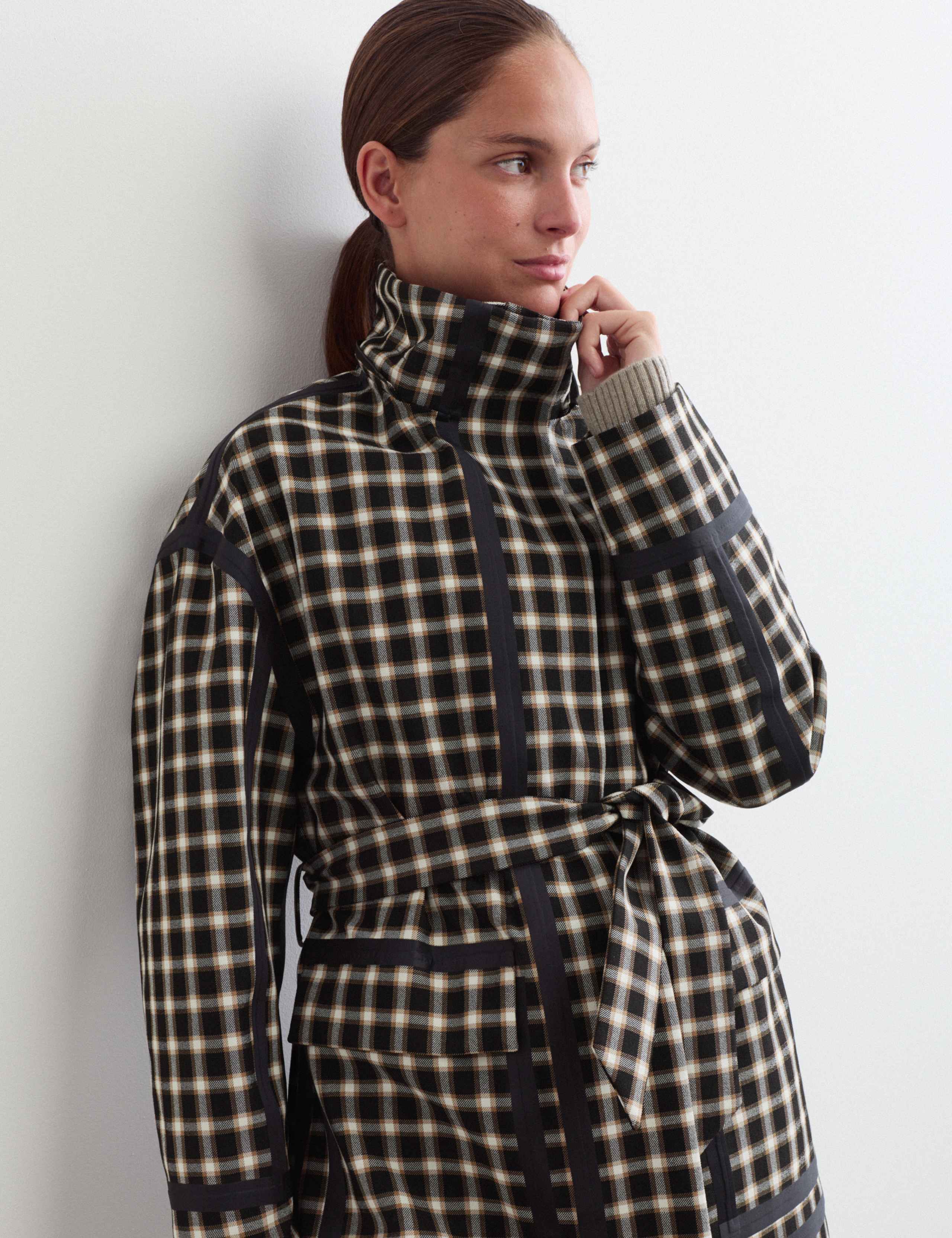 Waterproof Checked Hooded Short Raincoat 4 of 11