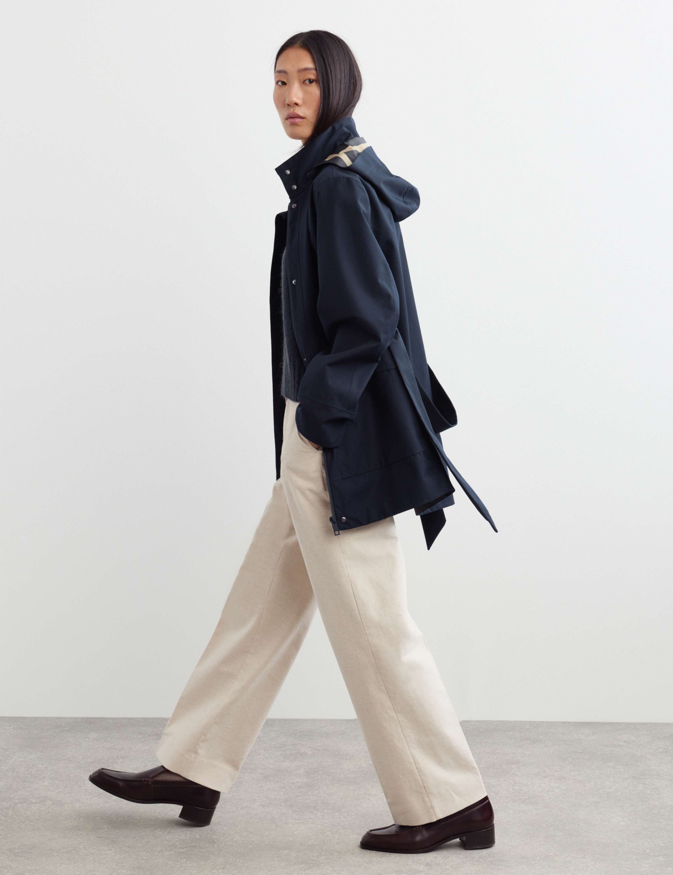 Twill Waterproof Belted Hooded Short Raincoat 6 of 8