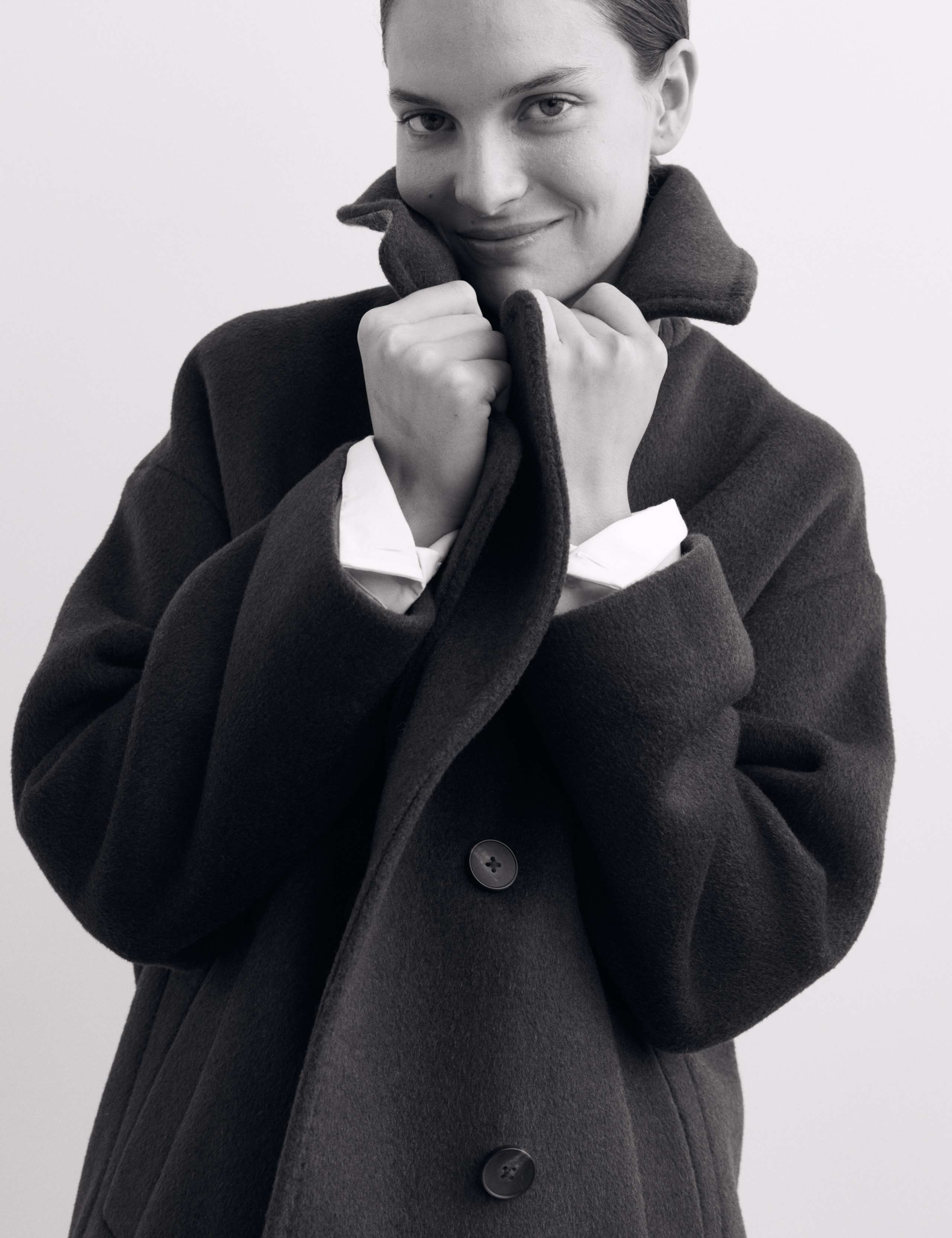 Pure Wool Double Breasted Short Cocoon Coat 5 of 8