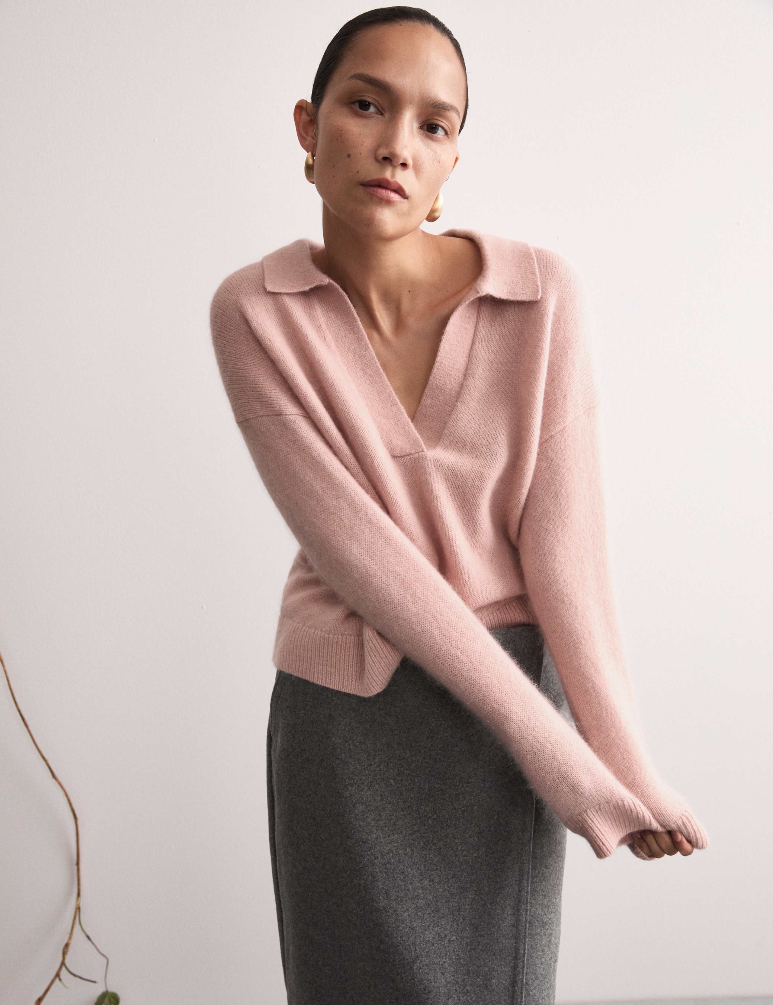 Mohair Blend Collared V-Neck Jumper 4 of 7