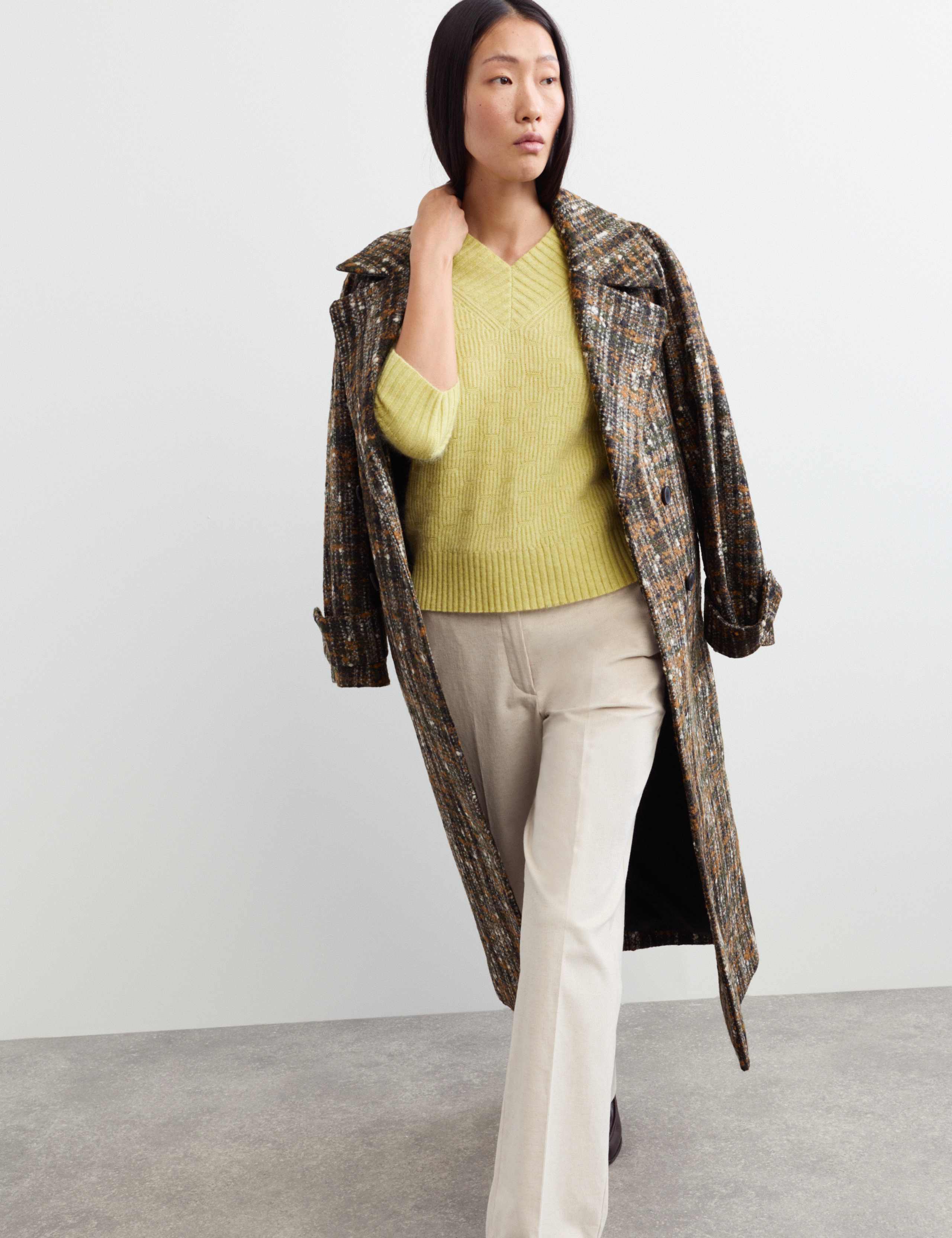 Mohair and Wool Blend V-Neck Textured Jumper 7 of 8