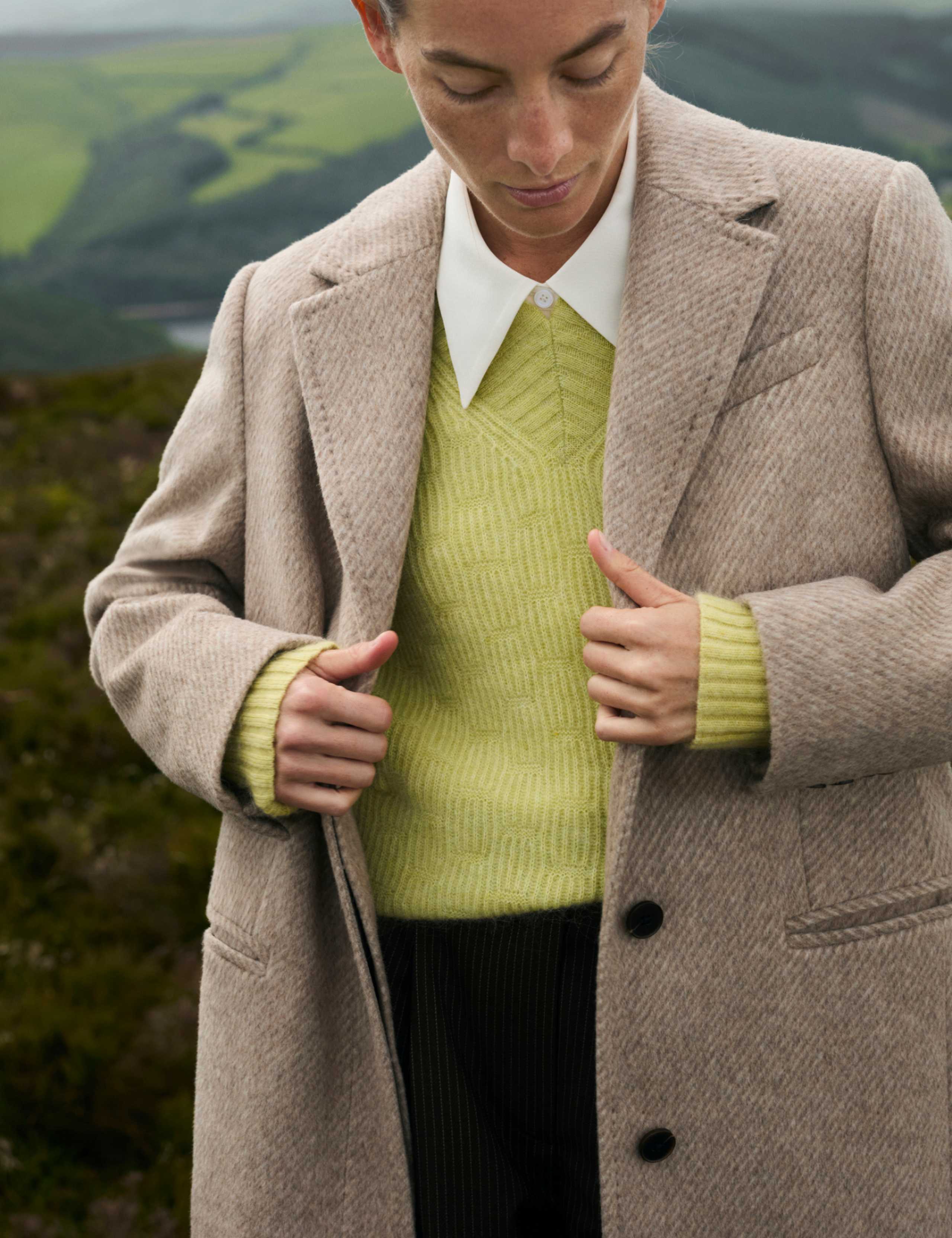 Mohair and Wool Blend V-Neck Textured Jumper 8 of 8