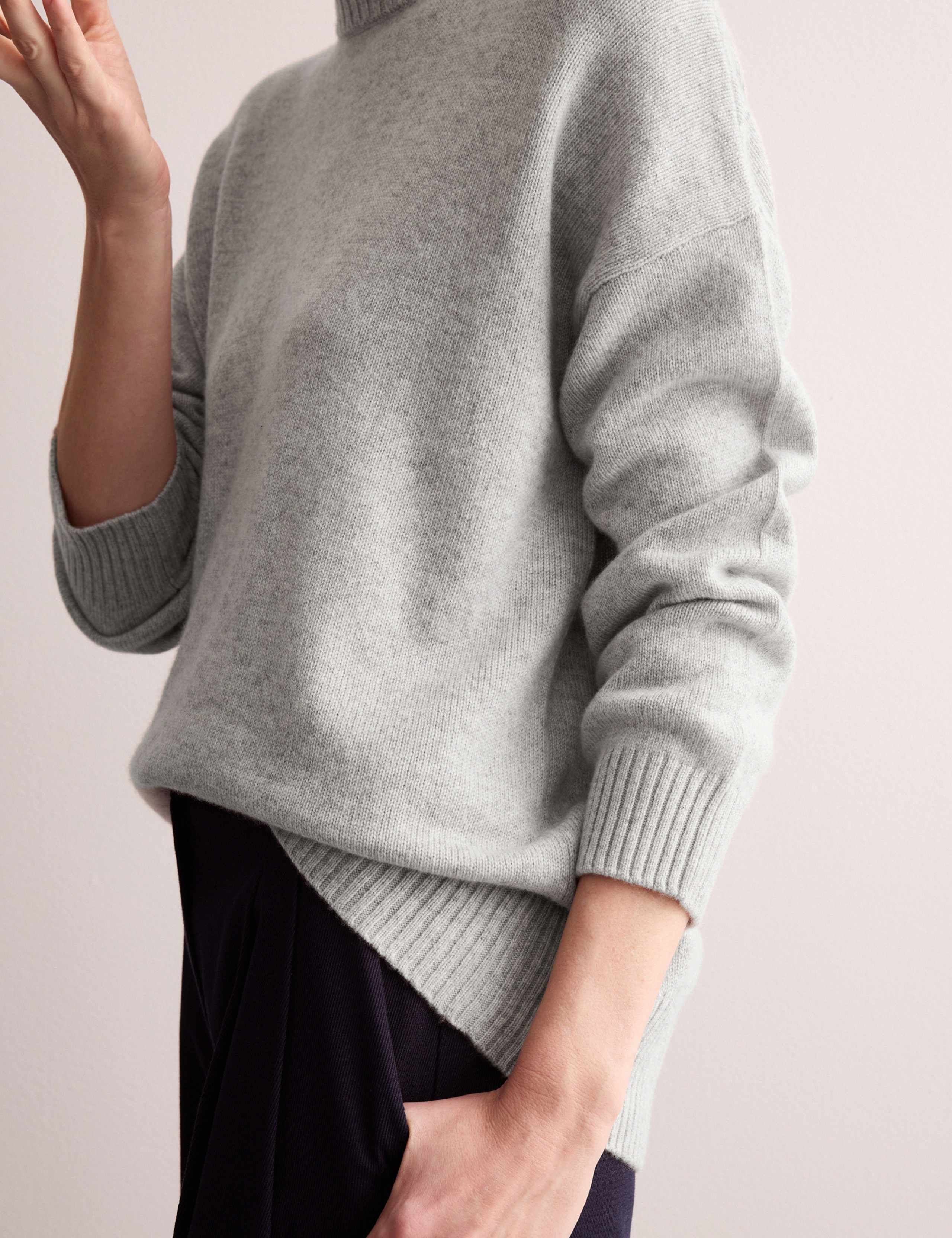 Pure Cashmere Crew Neck Relaxed Jumper 5 of 9