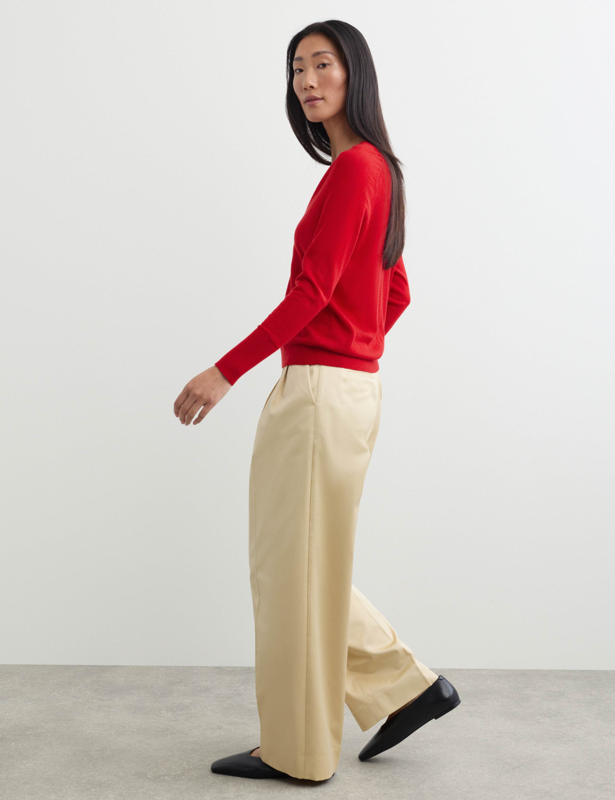 Merino Wool with Silk V-Neck Jumper 5 of 6