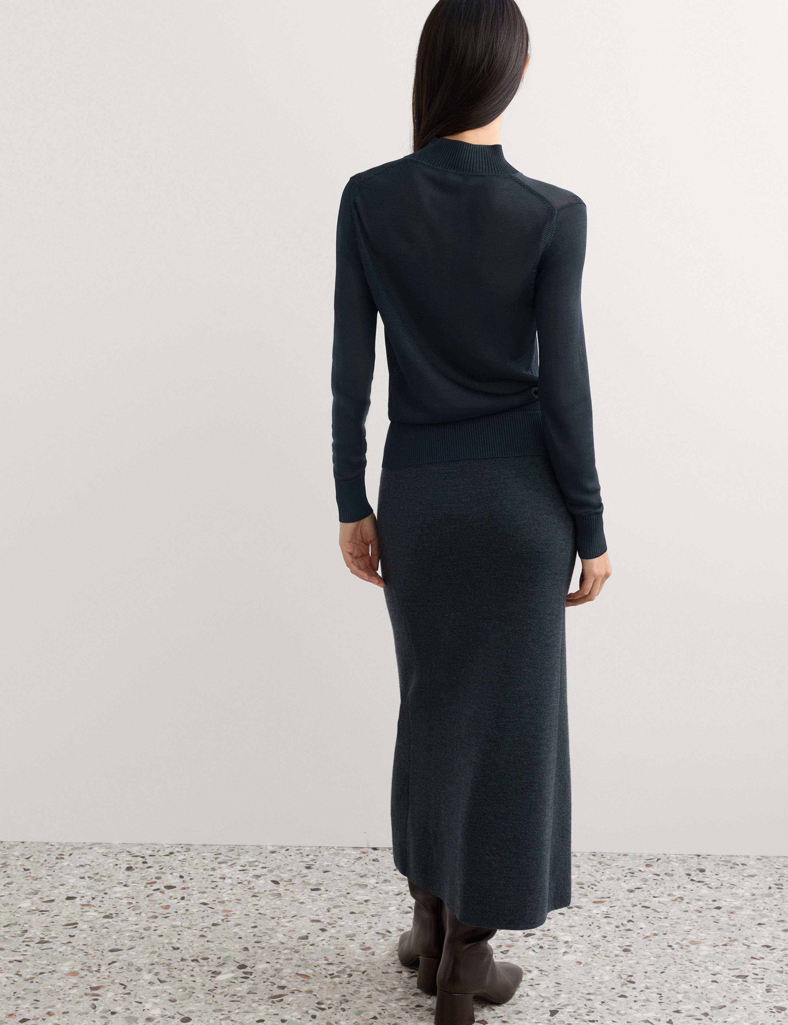Ribbed High Shine V Neck Jumper 6 of 7
