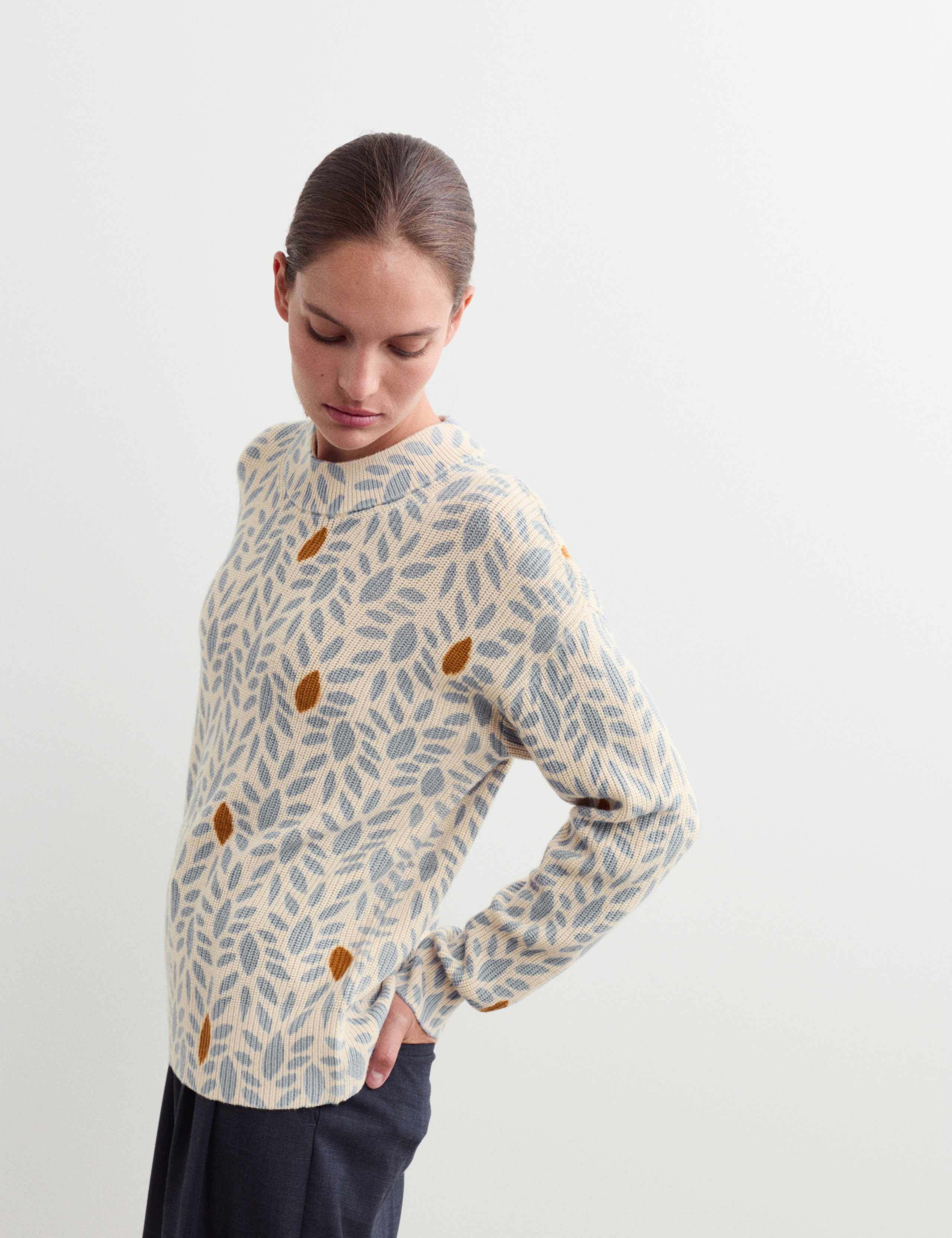 Pure Merino Wool Leaf Print Crew Neck Jumper 5 of 7