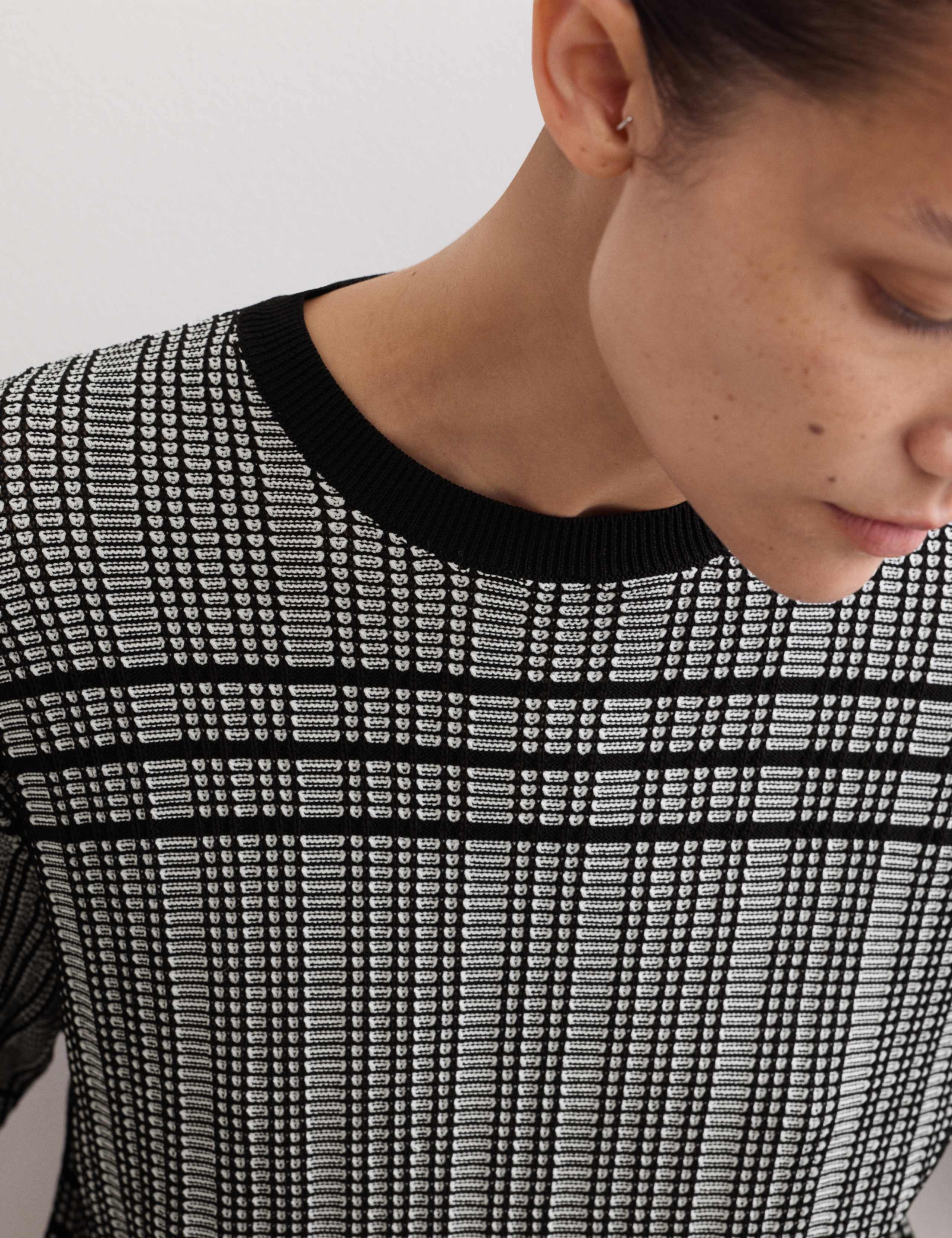 Viscose Grid Check Knitted Tee 3 of 7