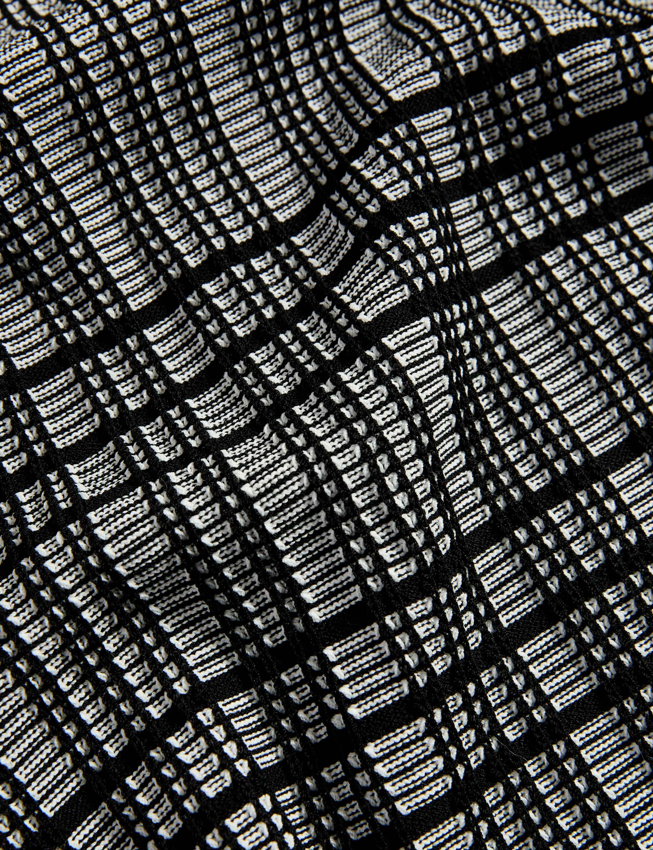 Viscose Grid Check Knitted Tee 7 of 7