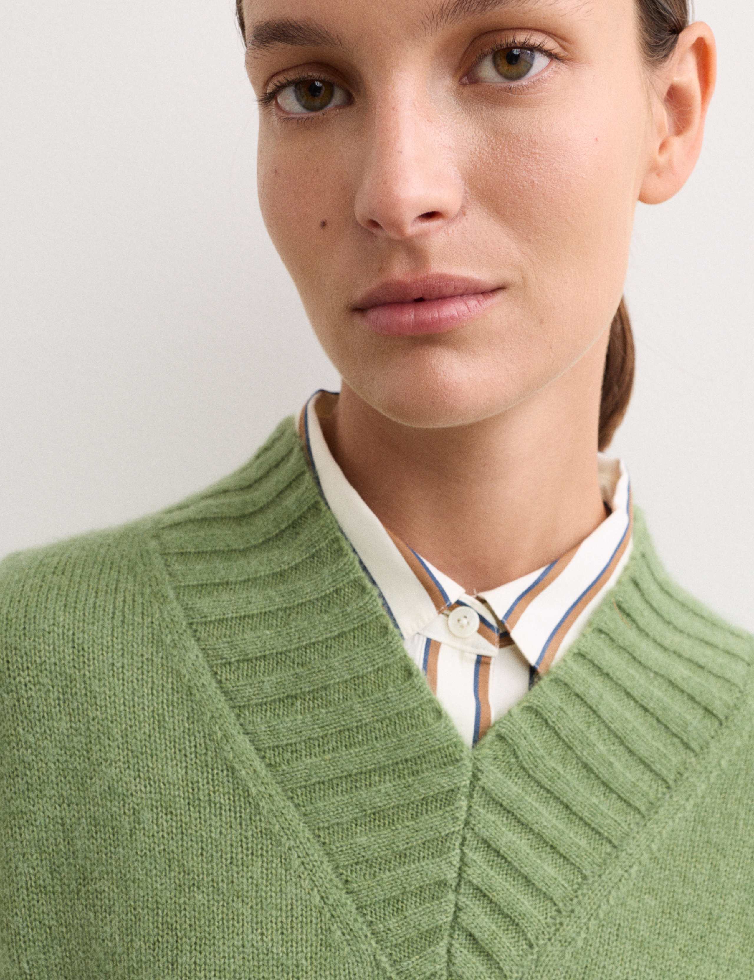 Mohair Blend V-Neck Jumper 4 of 8