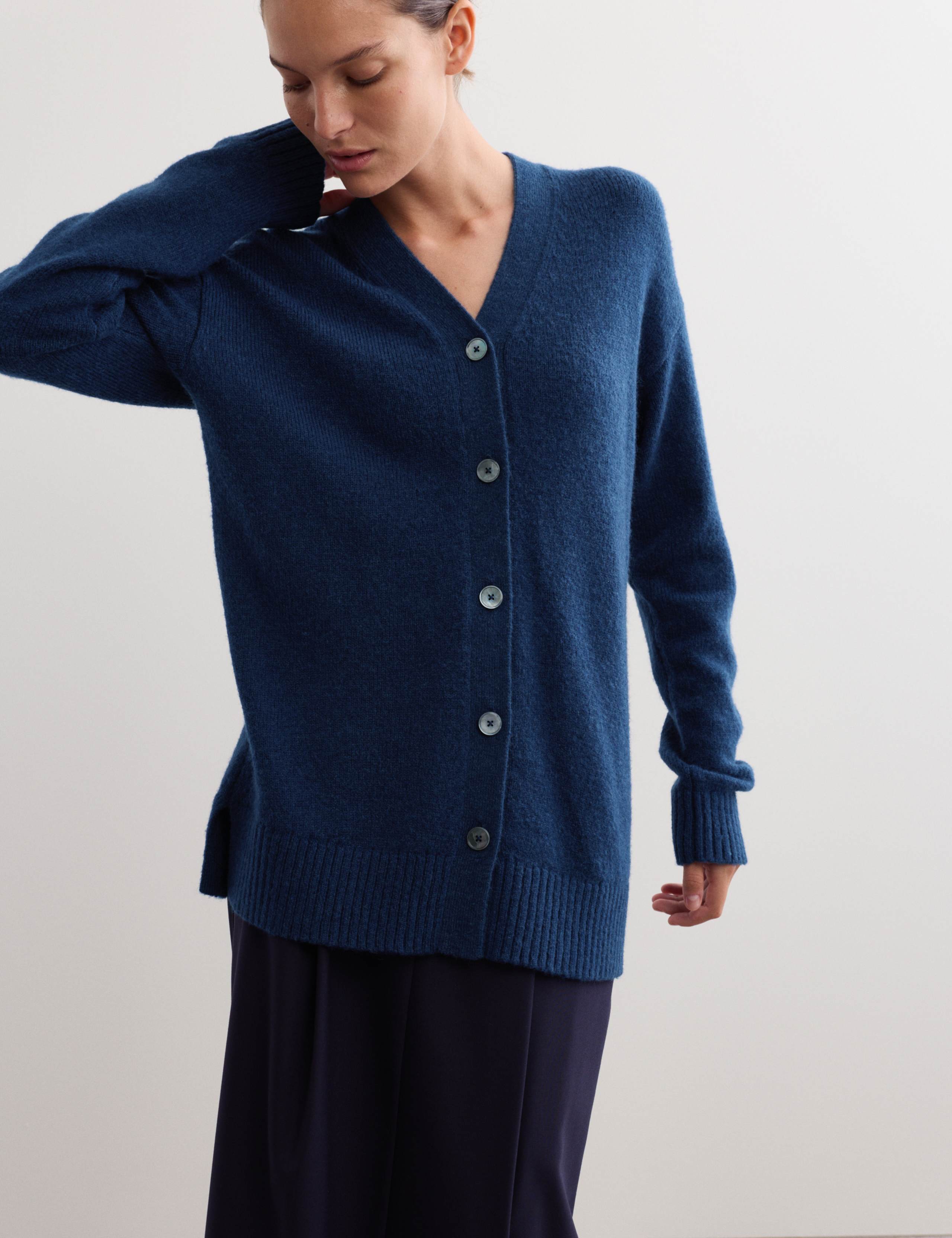 Mohair Blend V-Neck Relaxed Cardigan 3 of 8