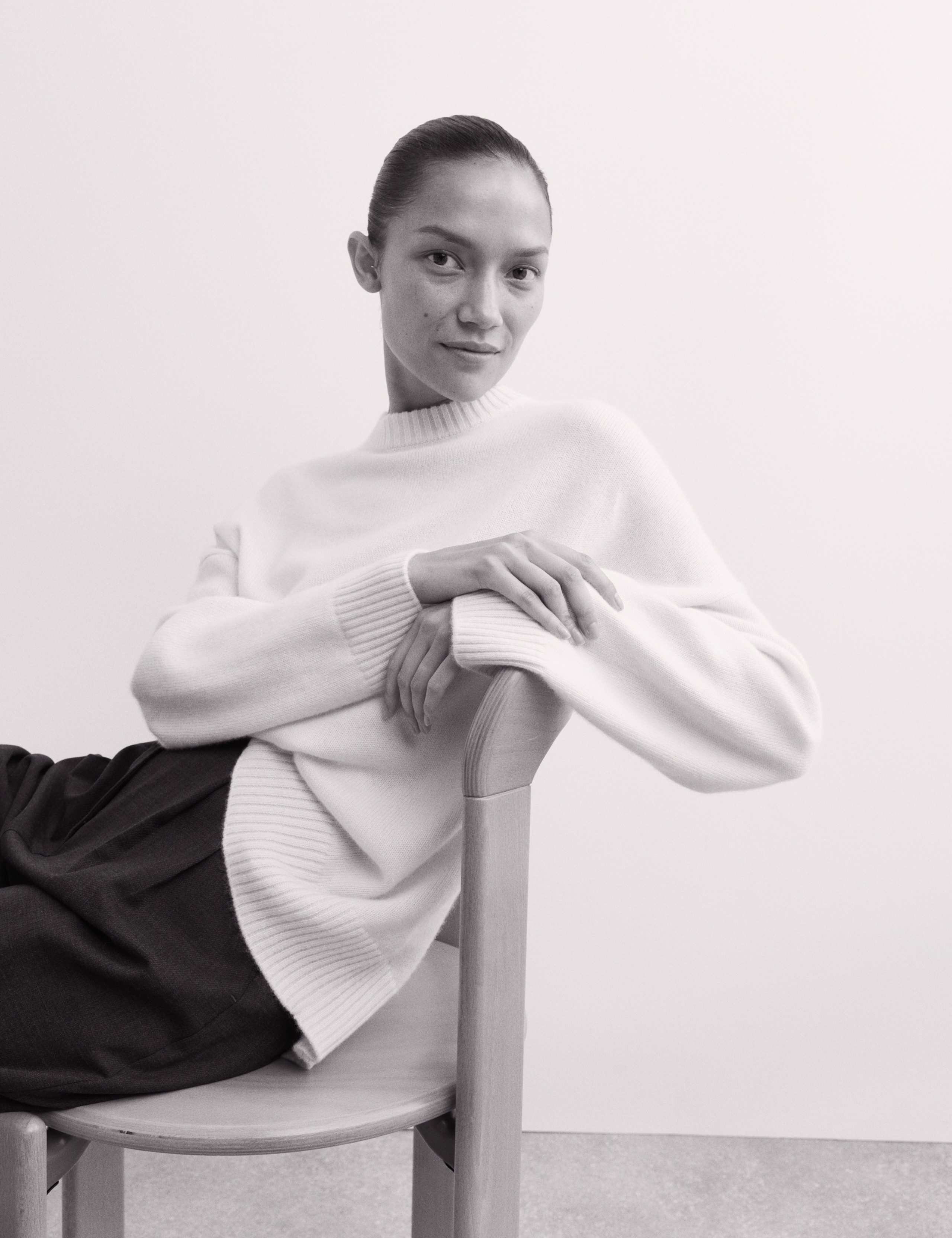 Pure Cashmere Crew Neck Jumper 3 of 8