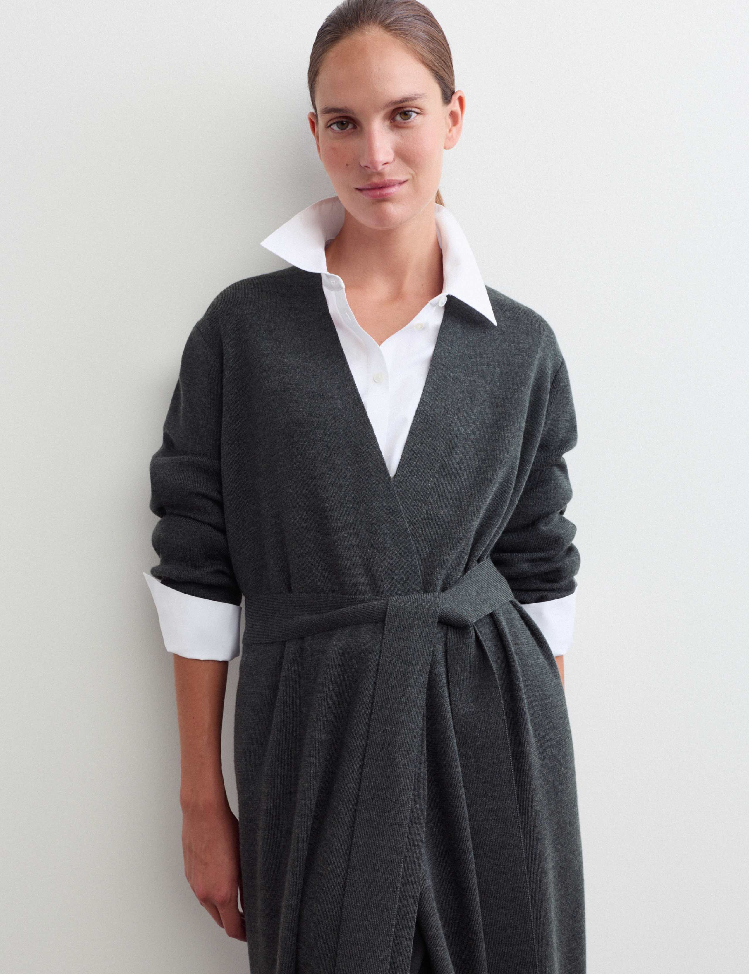 Pure Merino Wool V-Neck Longline Cardigan 3 of 7