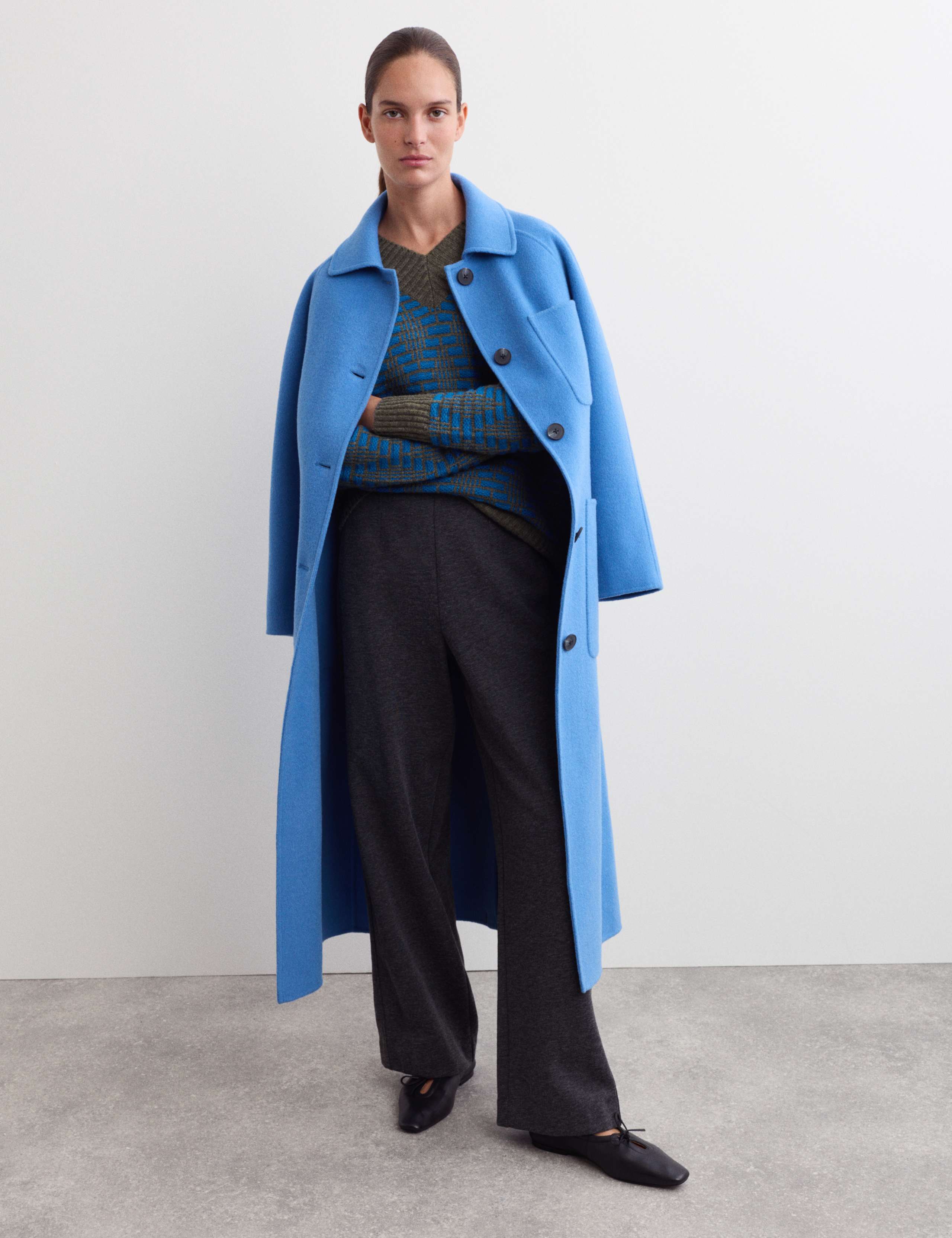 Merino Wool Rich Diamond Stitch V-Neck Jumper 4 of 6