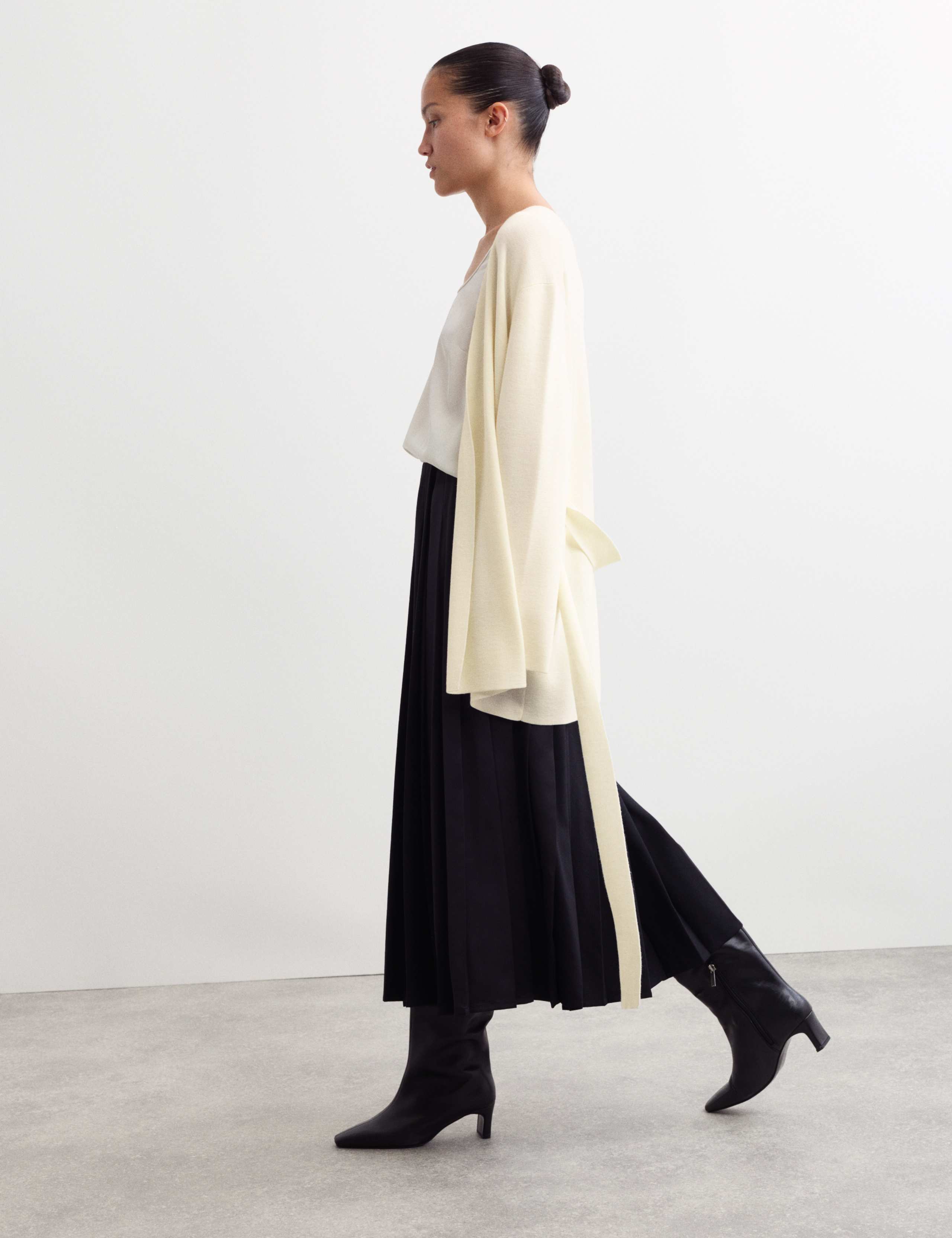 Pure Merino Wool Wrap cardigan 6 of 7