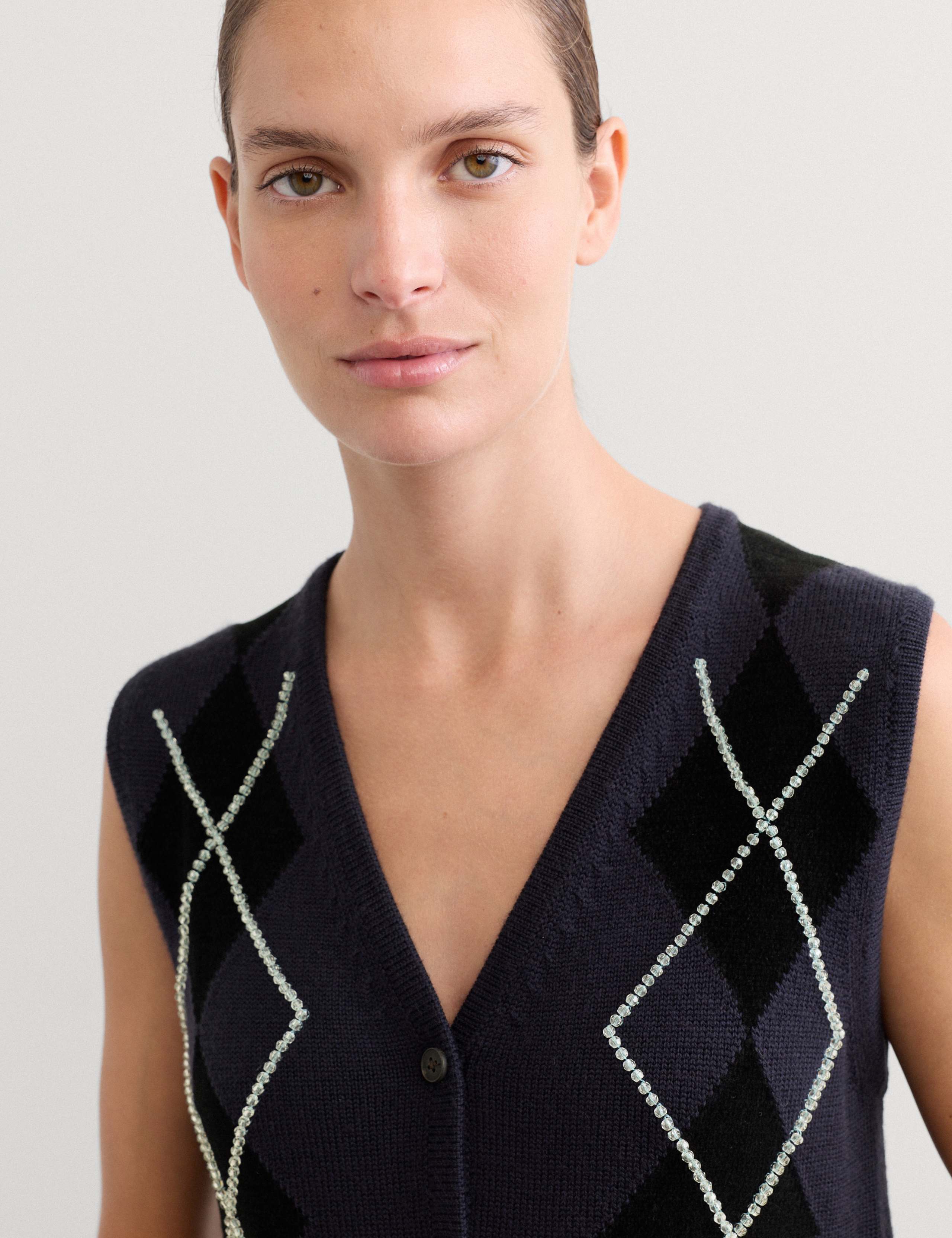 Merino Wool Rich Beaded Argyle Knitted Vest 4 of 7