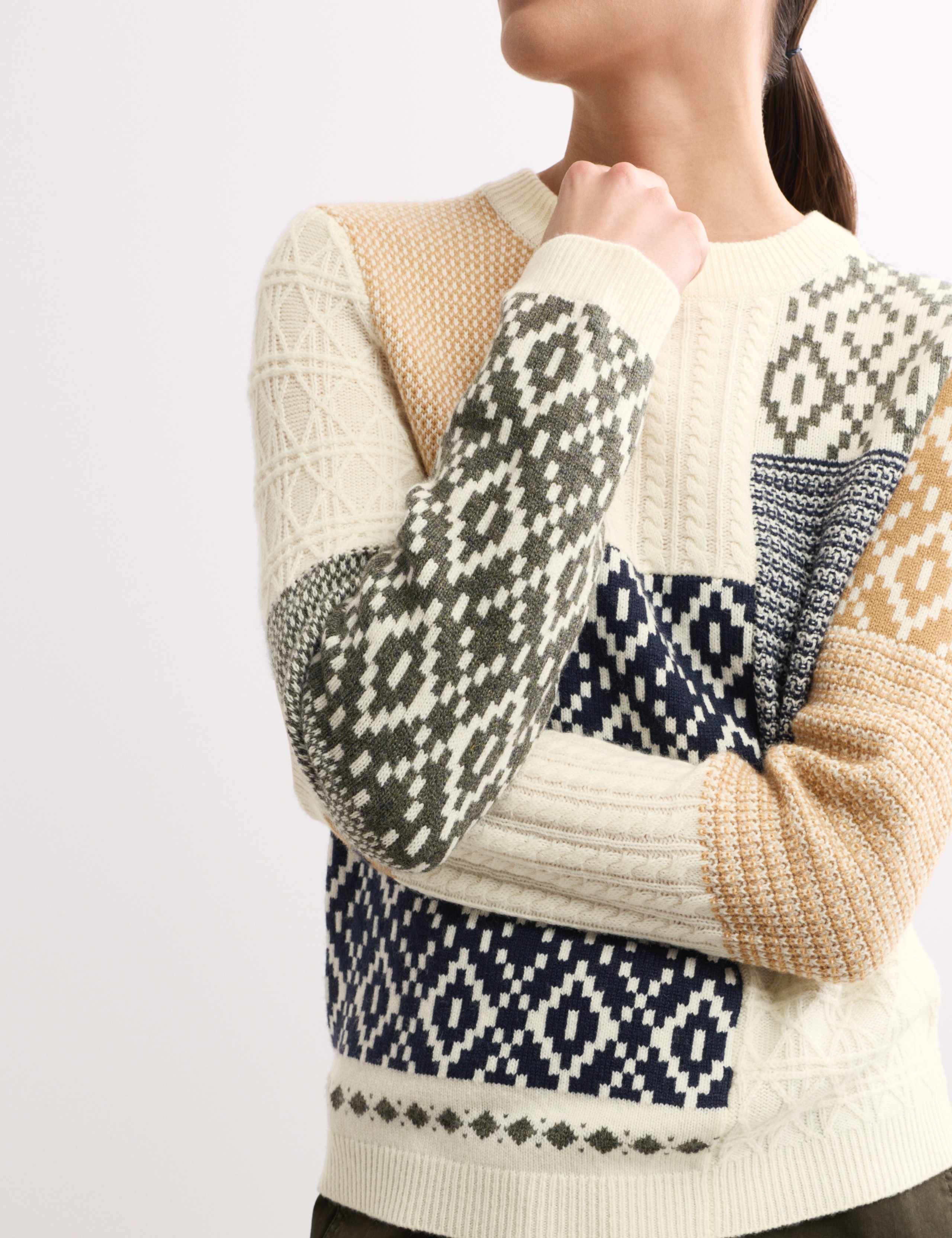 Merino Wool Rich Cable Knit Jumper with Cashmere 3 of 6