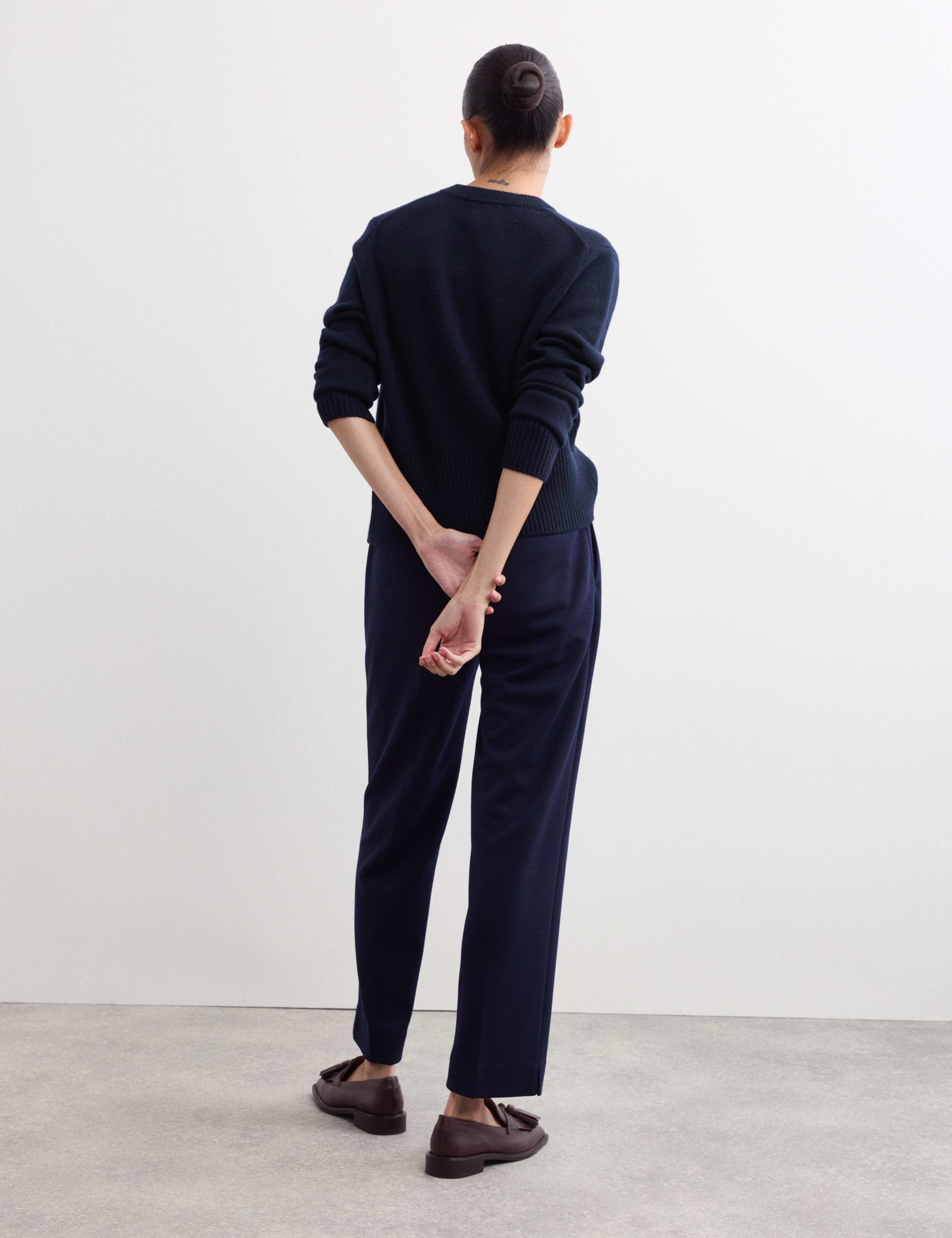 Pure Cashmere Round Neck Relaxed Cardigan 7 of 7