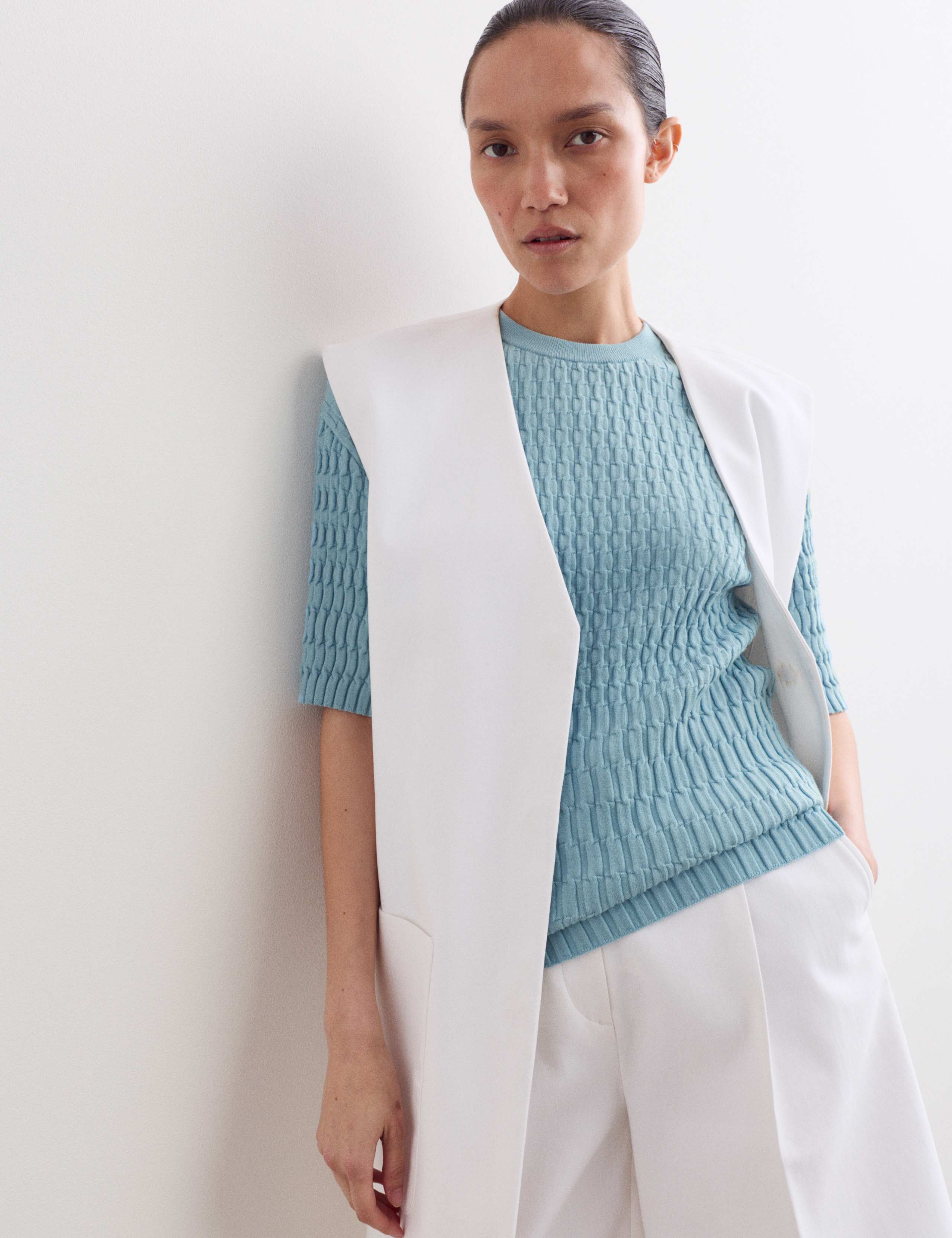 Merino Rich Textured Knitted T-Shirt 4 of 7