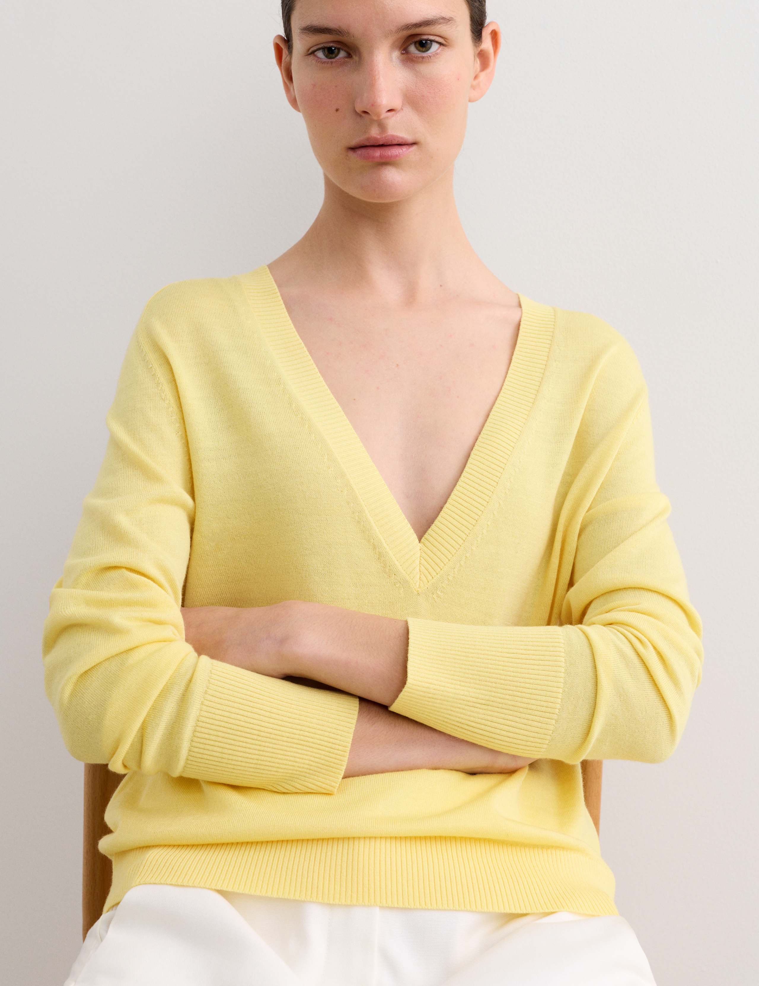 Pure Merino Wool V-Neck Jumper 7 of 8