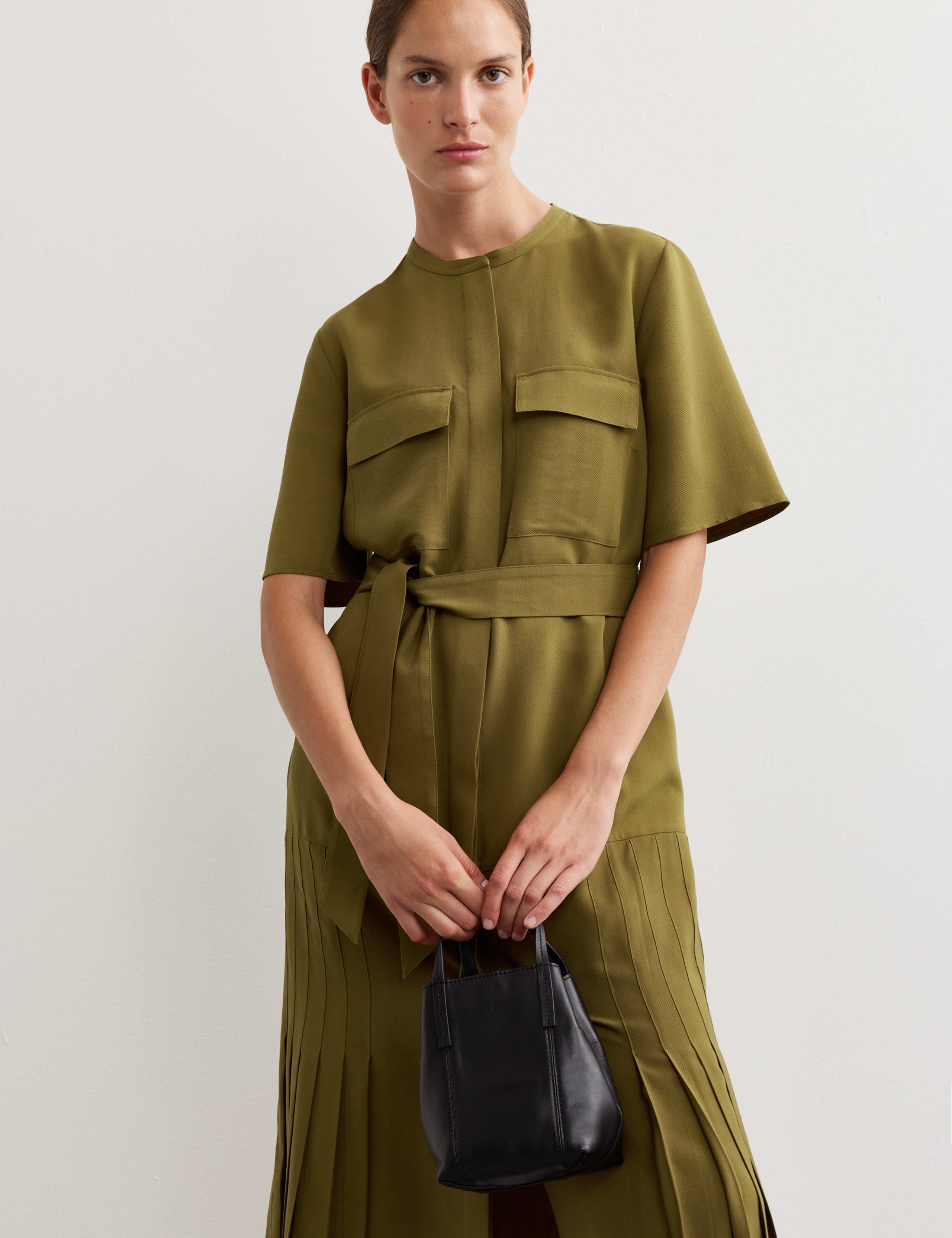 Herringbone Collarless Tie Waist Pleated Midi Shirt Dress 3 of 8