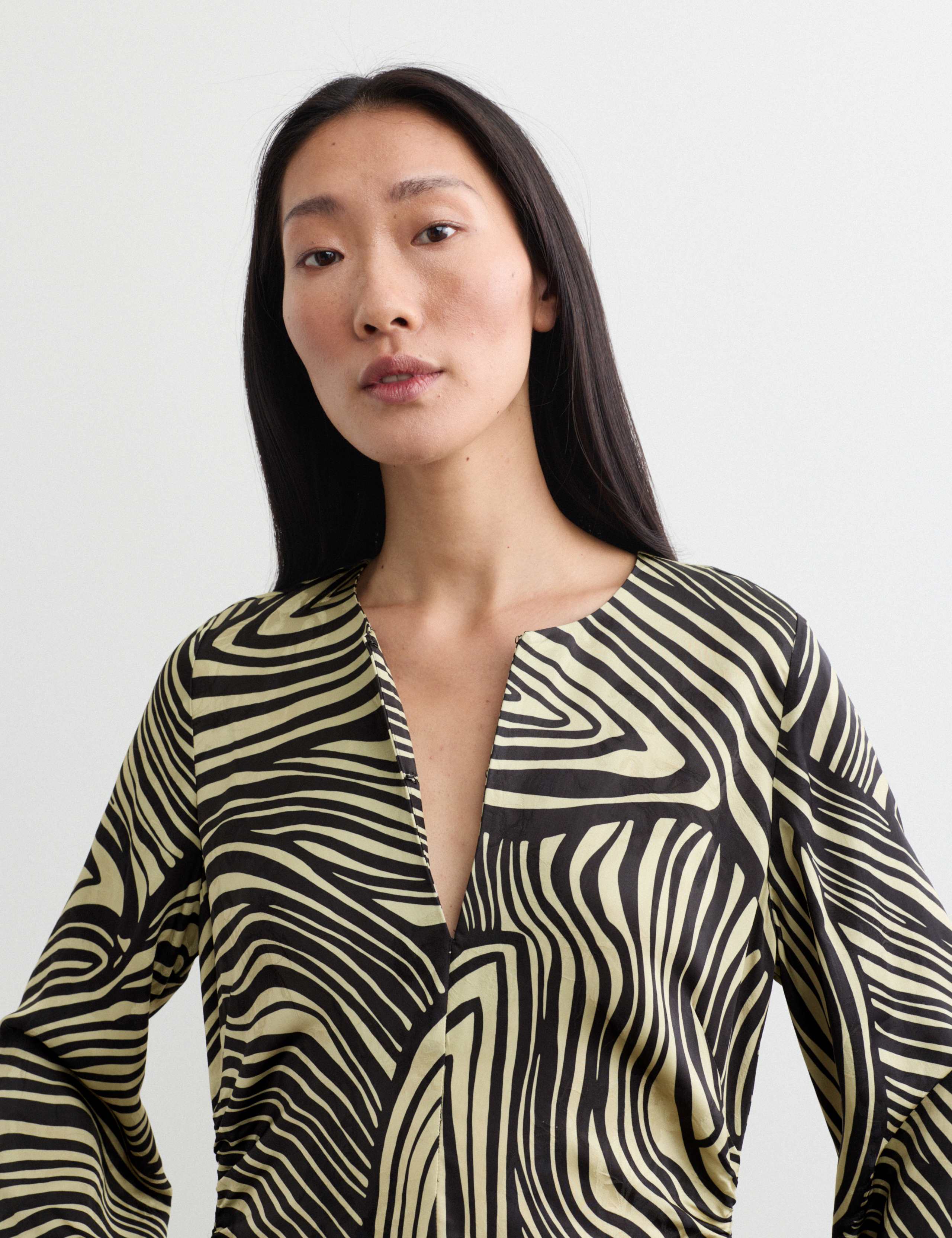 Pure Viscose Printed Notch Neck Knee Length Shift Dress 4 of 6