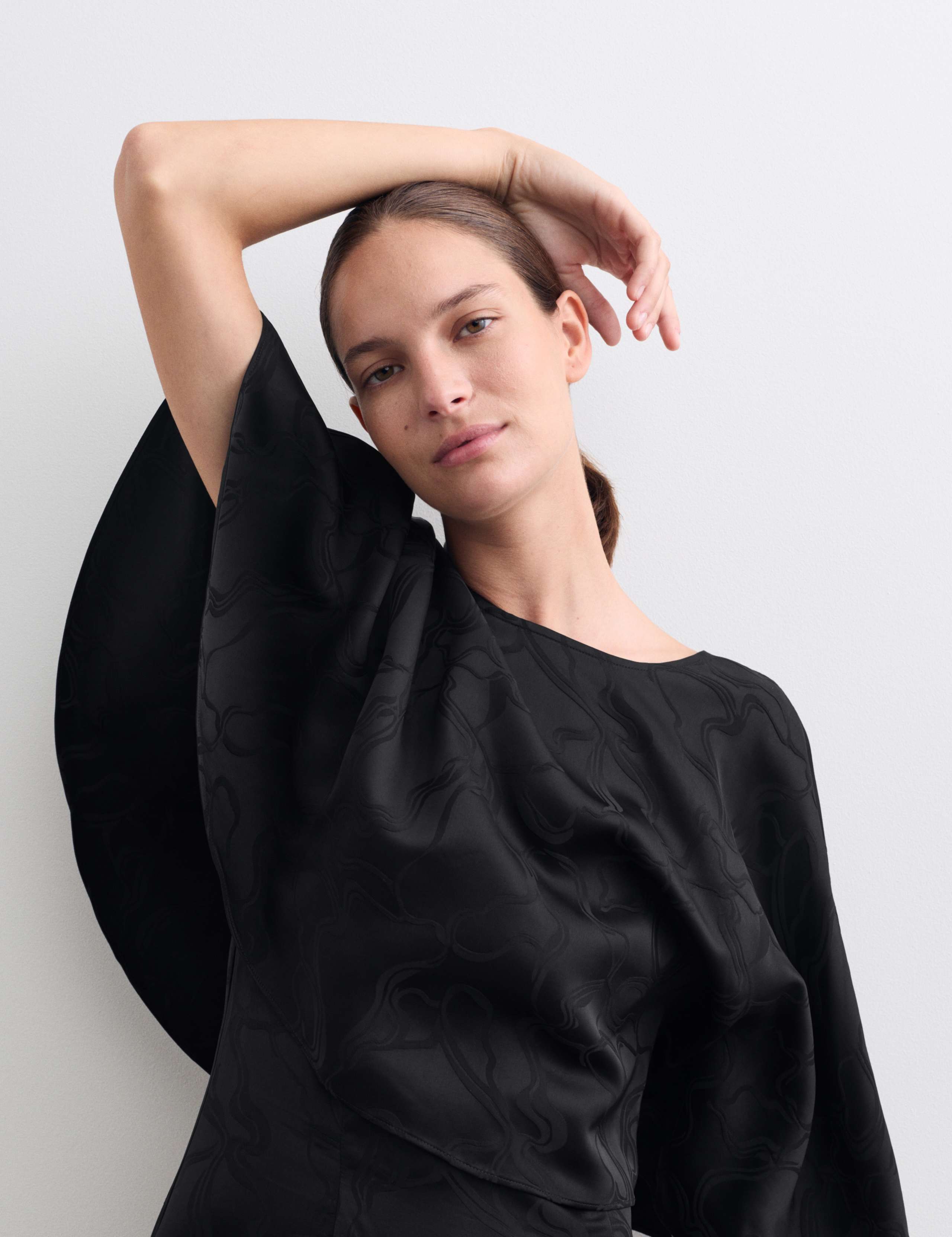 Floral Jacquard Mini Shift Dress with Cape 5 of 7