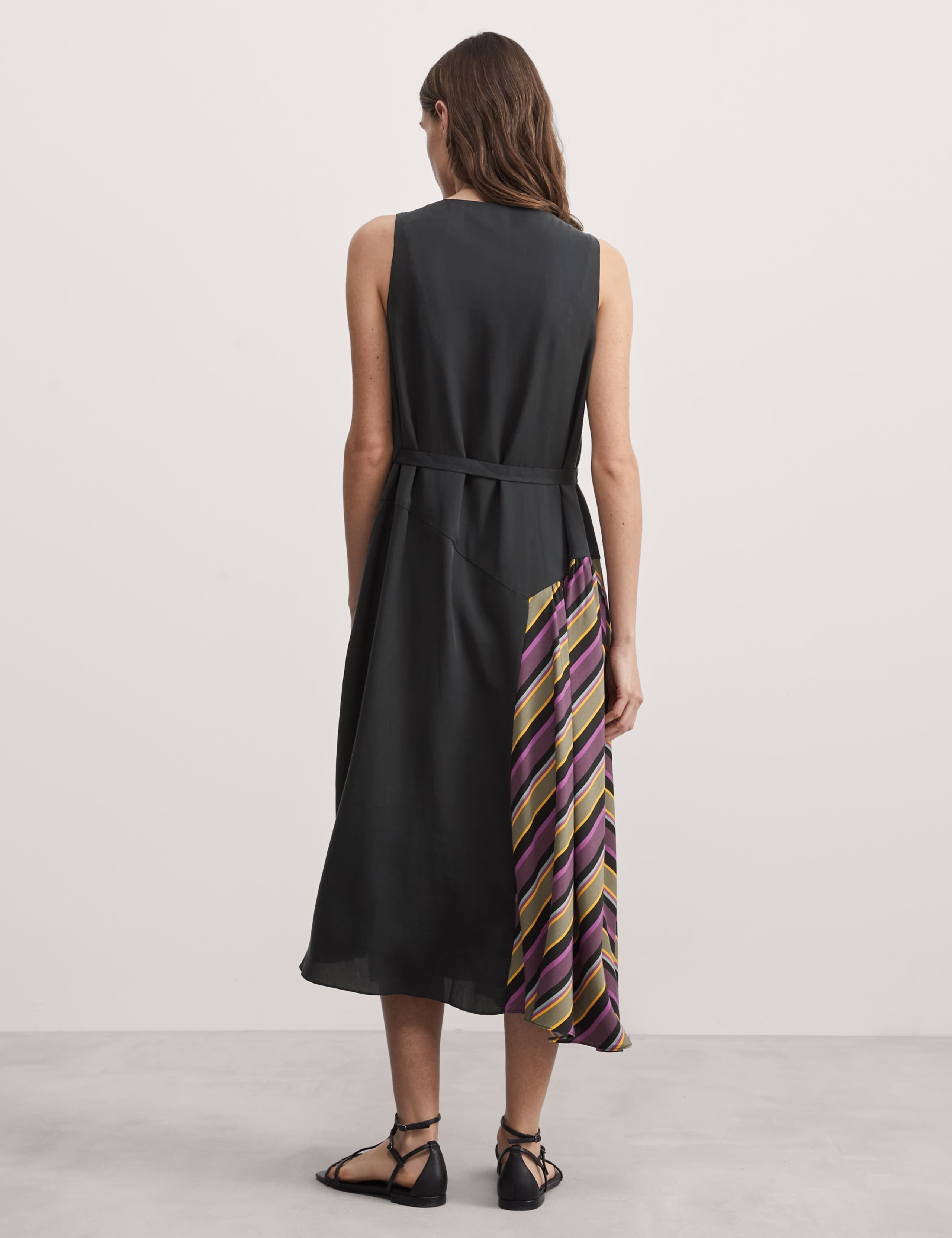 Pure Lyocell™ V-Neck Midi Shift Dress 5 of 6