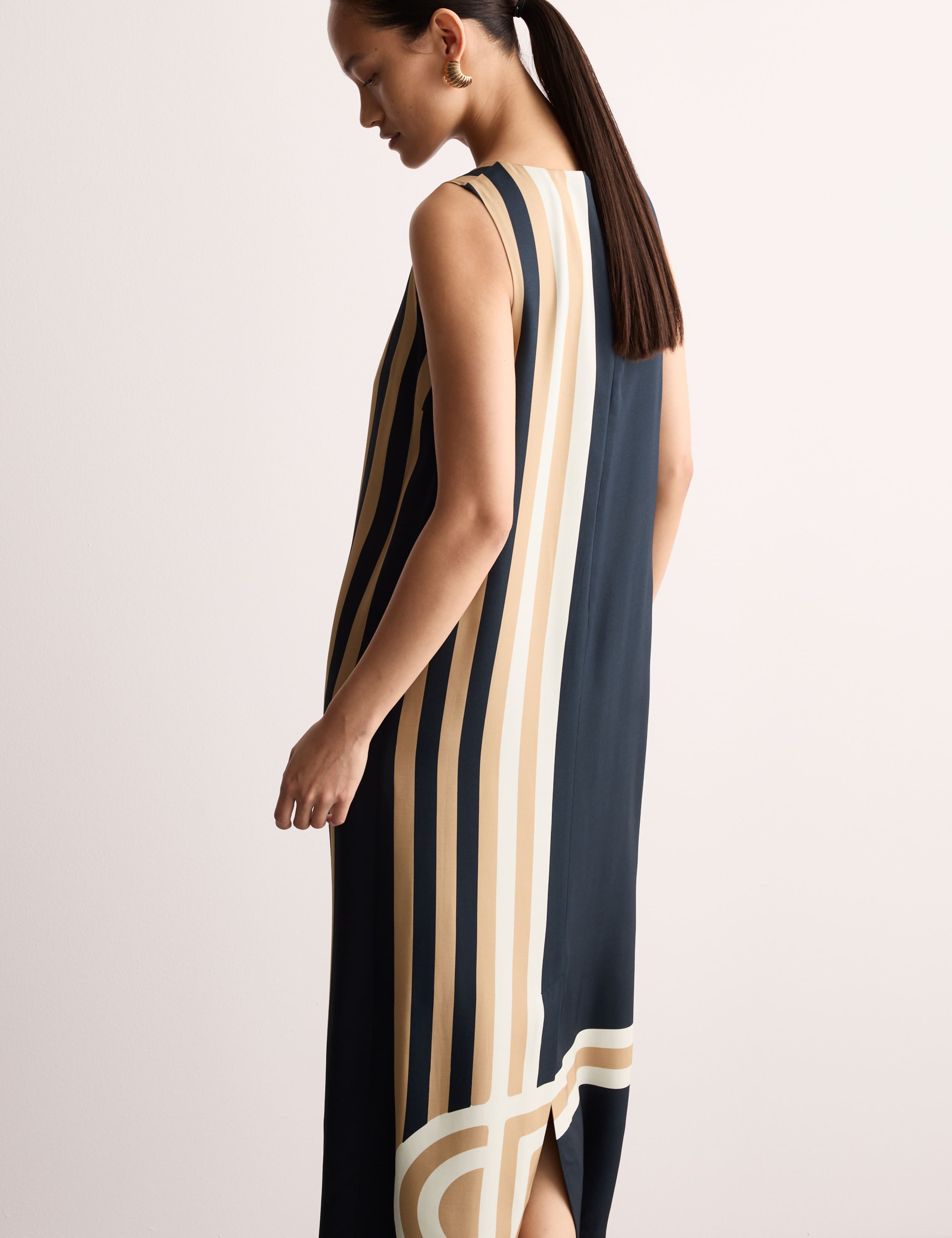Scarf Print Scoop Neck Midi Column Dress 4 of 6