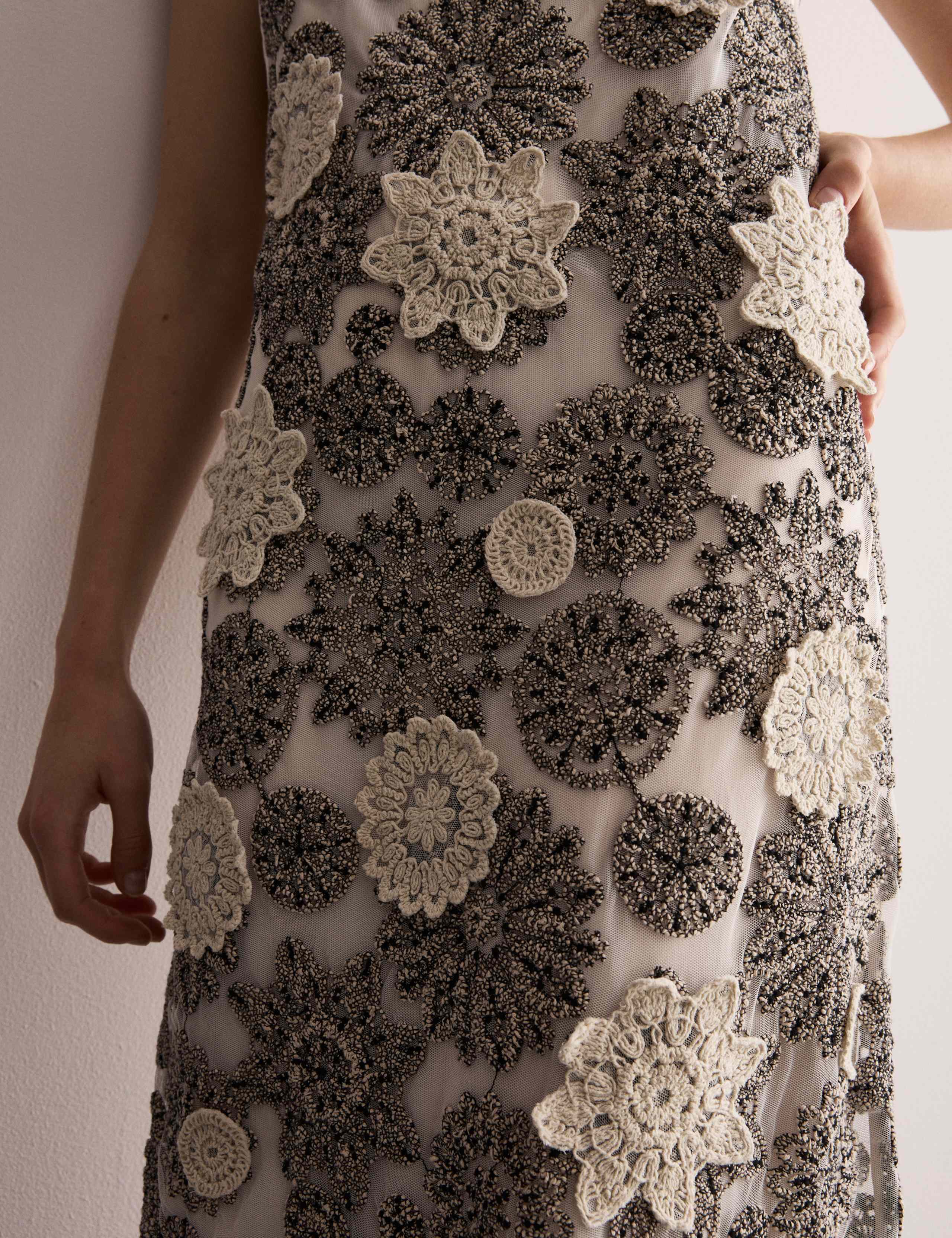 Floral Midi Column Dress 4 of 8