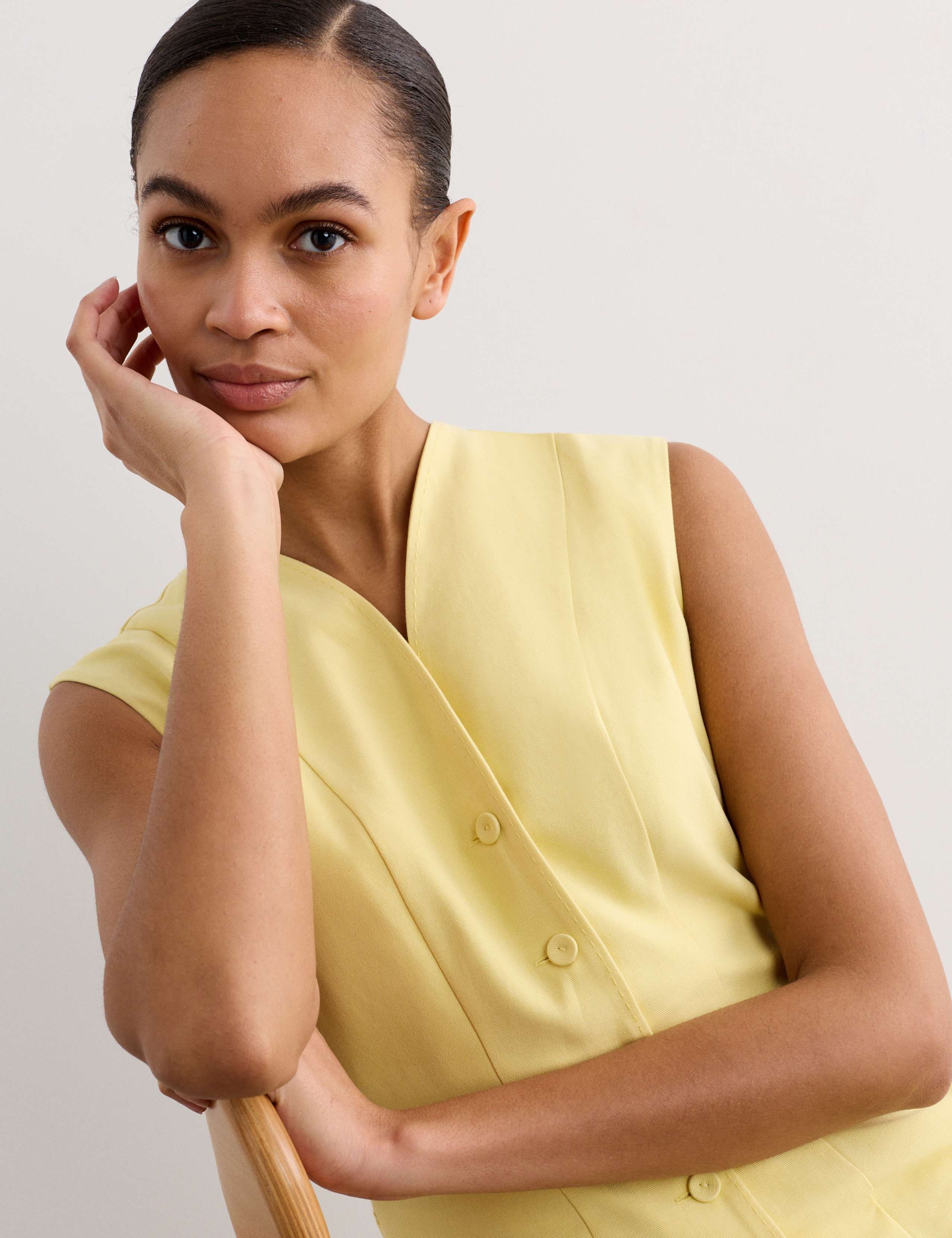 Cotton Blend V-Neck Knee Length Shift Dress 4 of 6