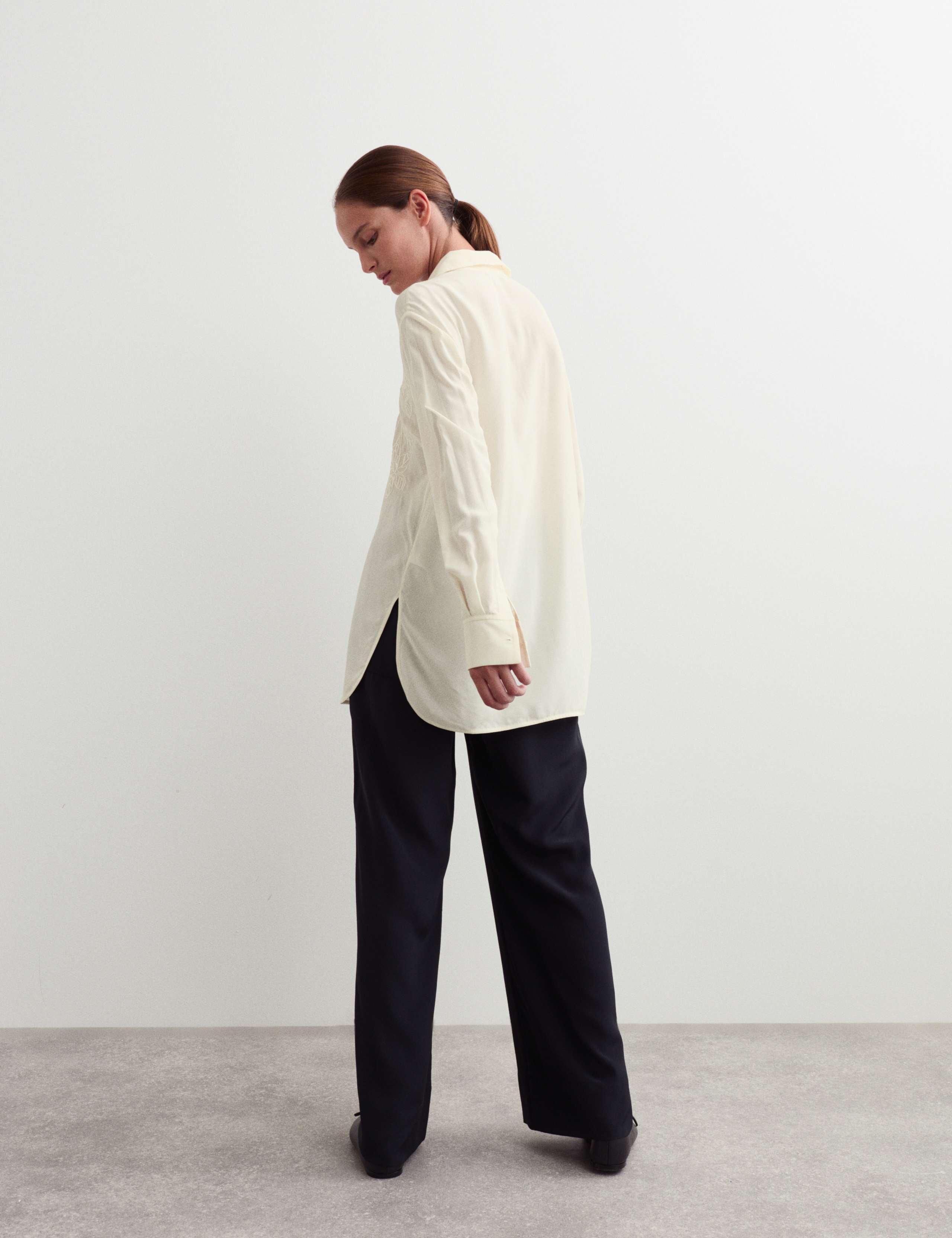 Embroidered Collared Button Through Shirt 7 of 7