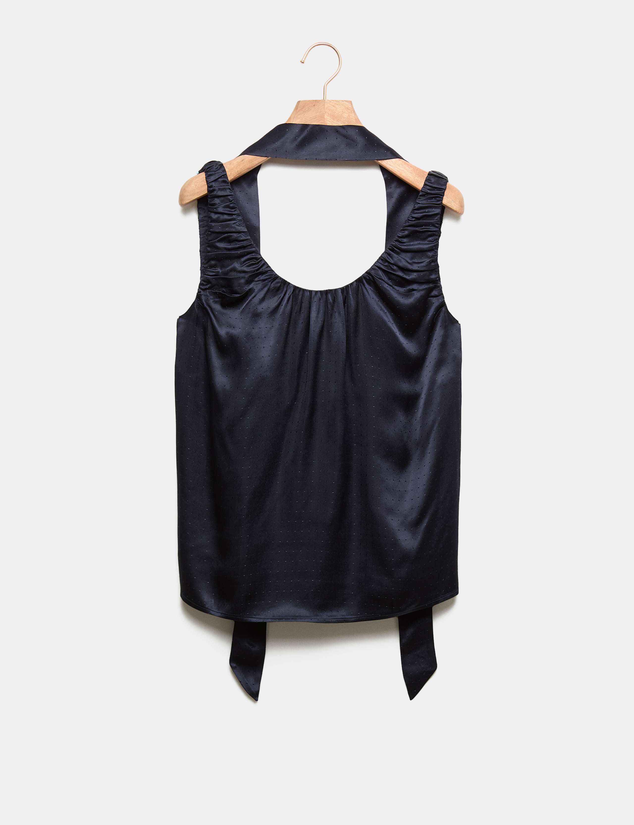 Jacquard Scoop Neck Sleeveless Top 2 of 7