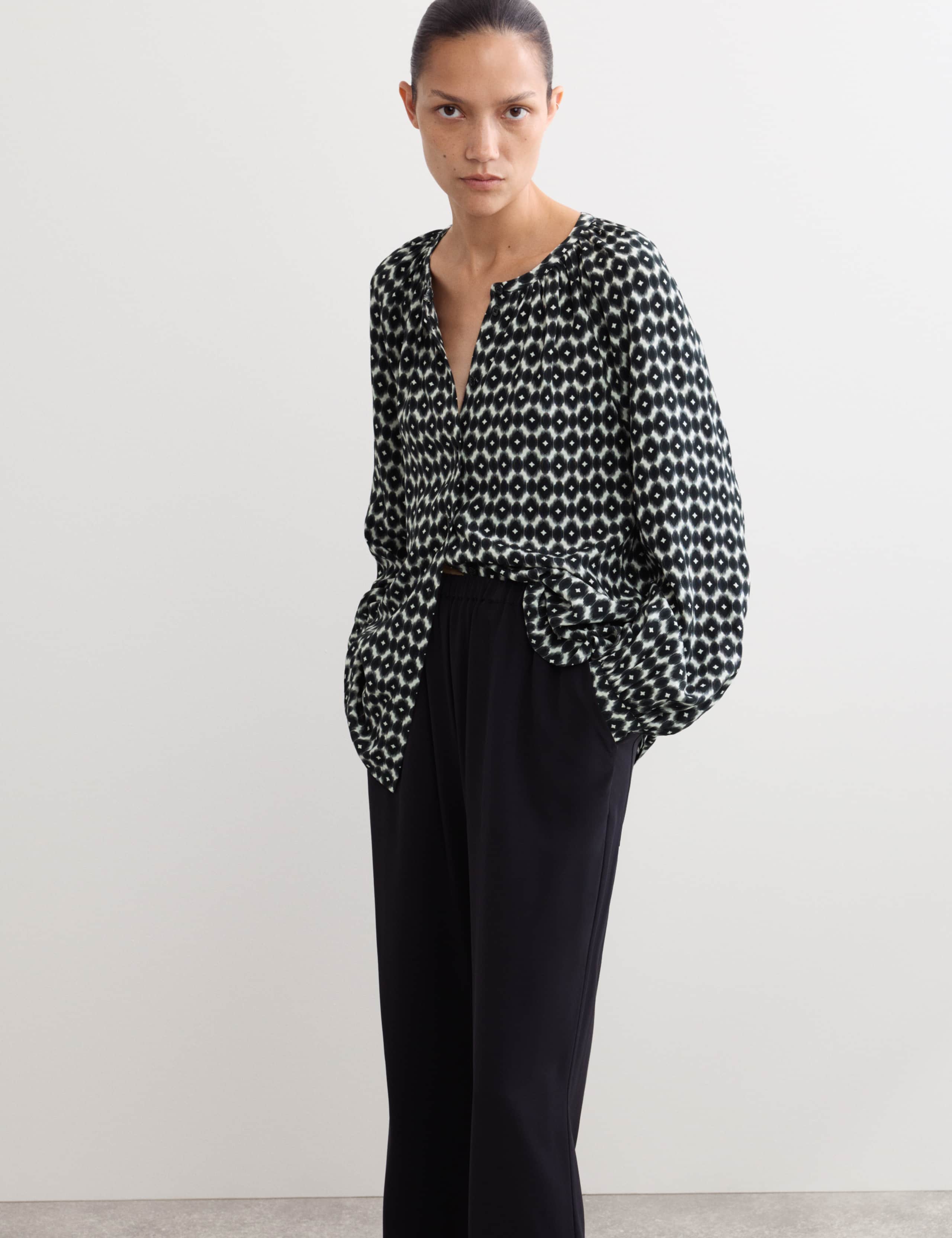 Geometric Print Button Through Blouse 4 of 7