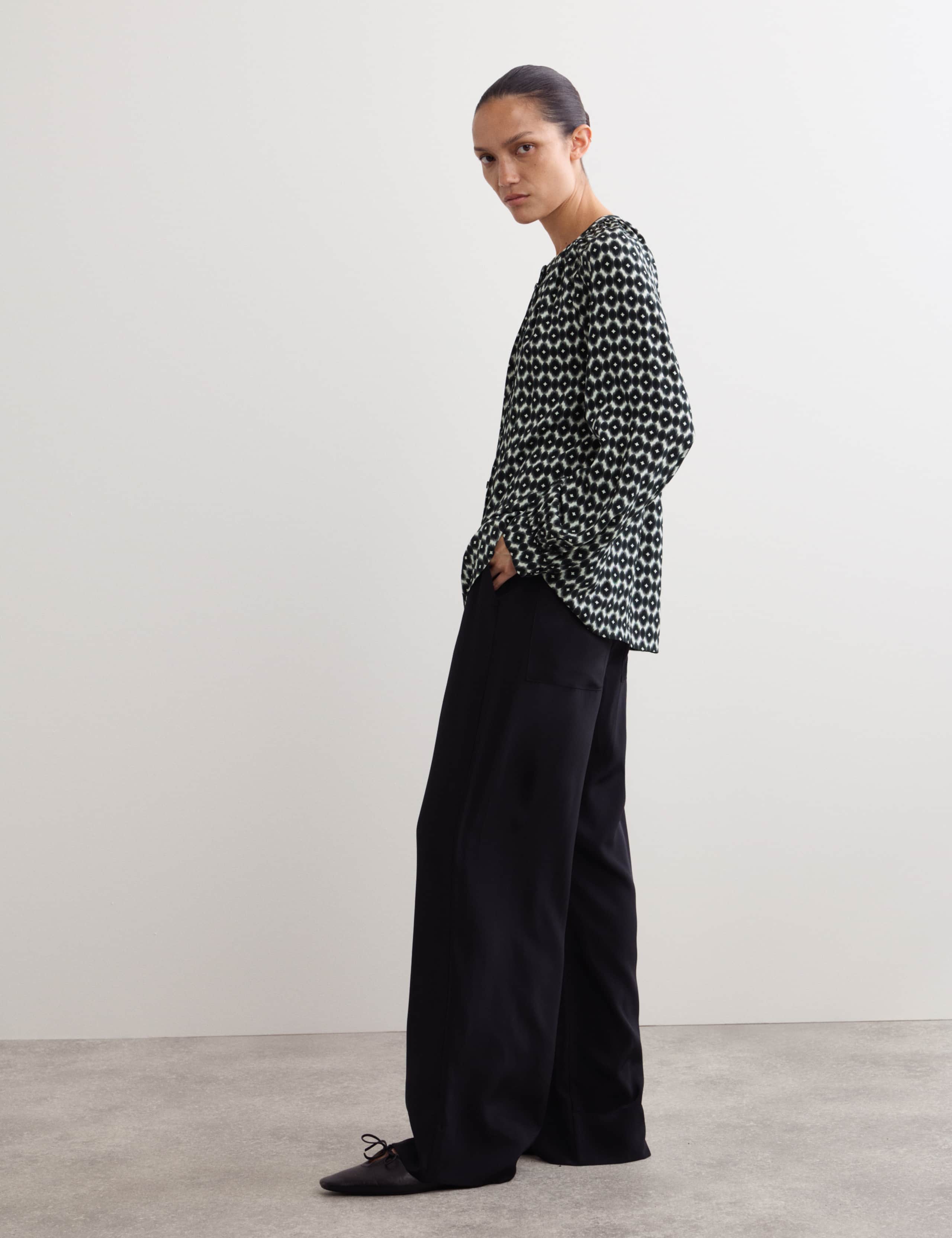 Geometric Print Button Through Blouse 5 of 7