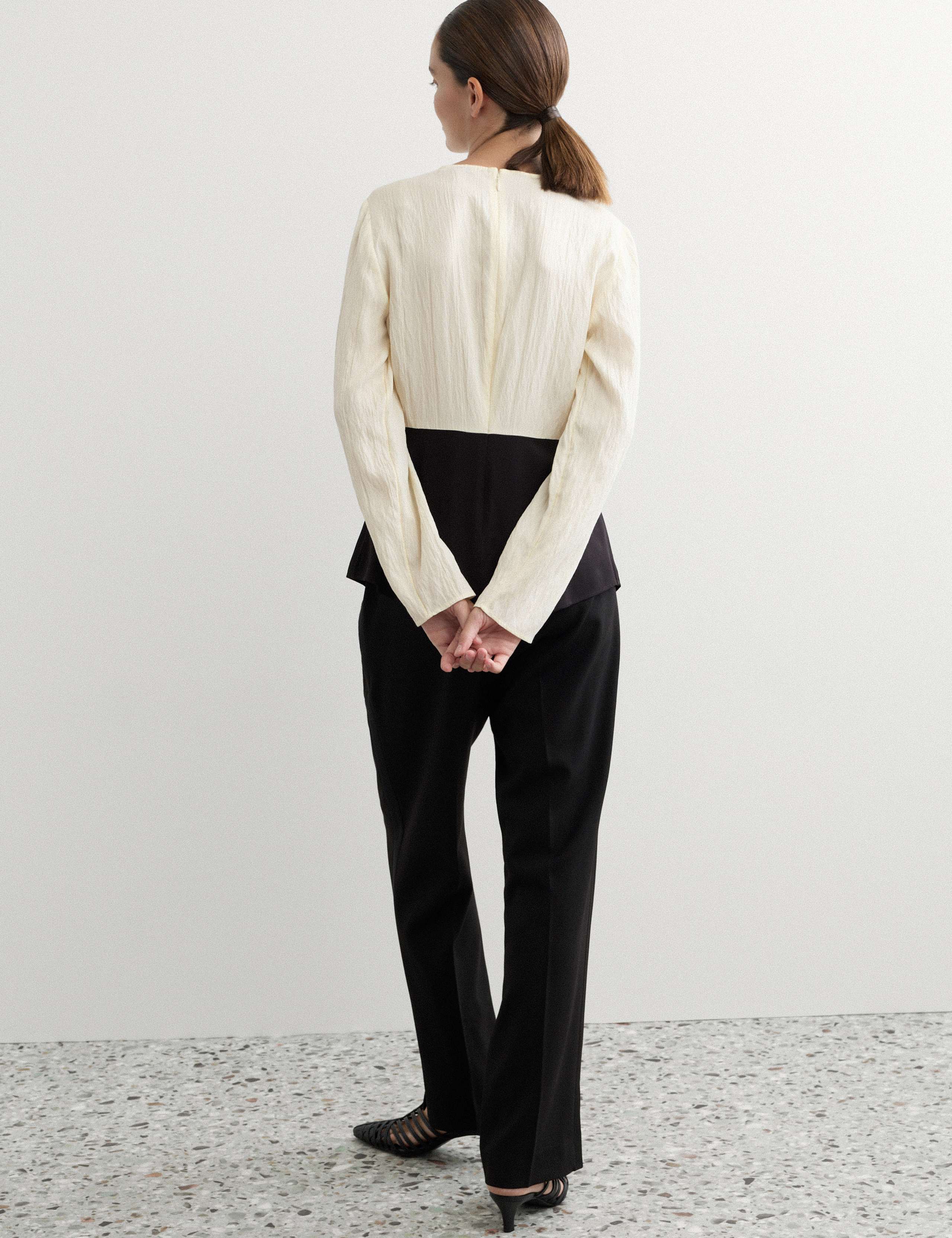 Colour Block Keyhole Top 5 of 6