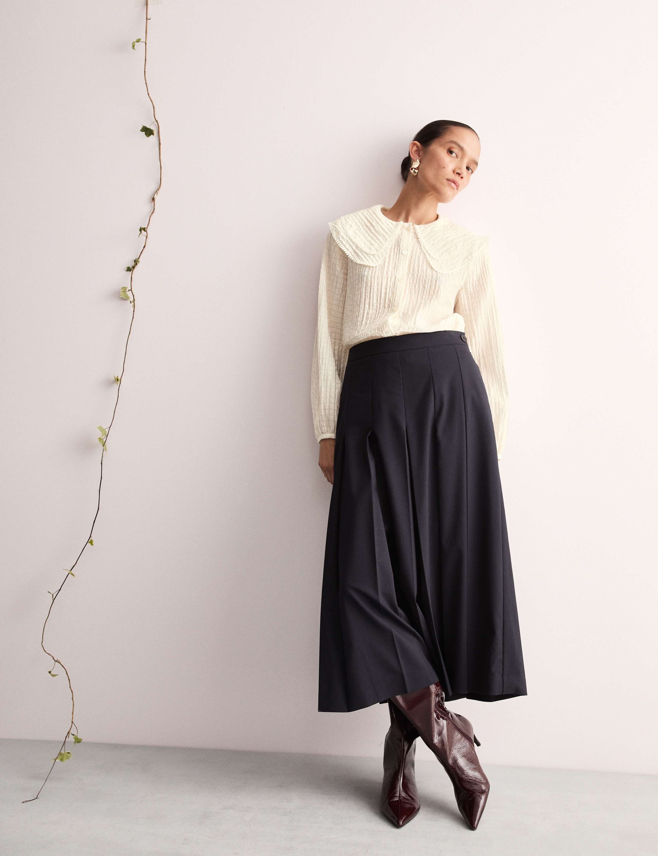 Lyocell Rich Collared Lace Detail Blouse 5 of 7